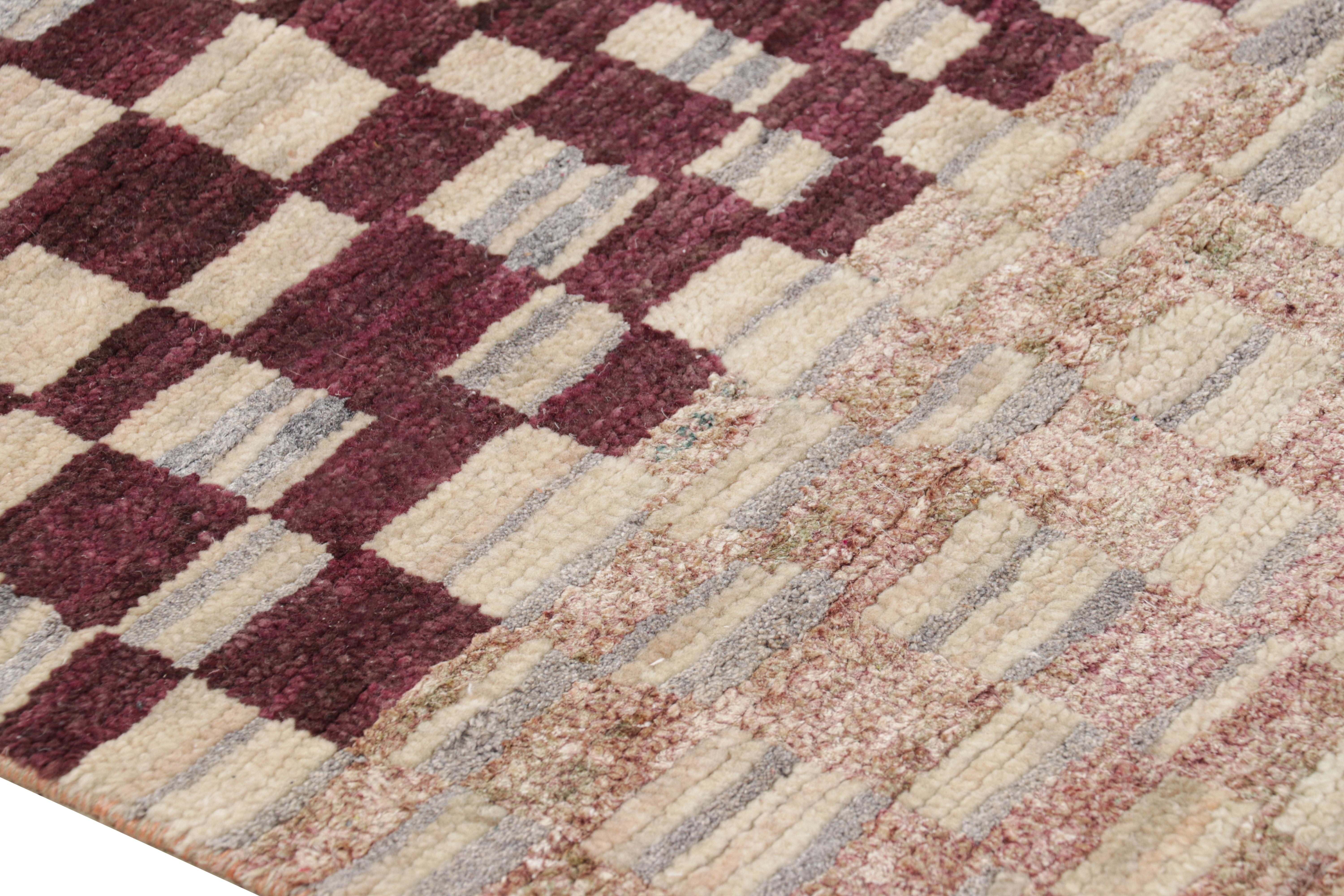 Rug & Kilim’s Moroccan Style Rug with Pink and Cream Geometric Patterns In New Condition For Sale In Long Island City, NY