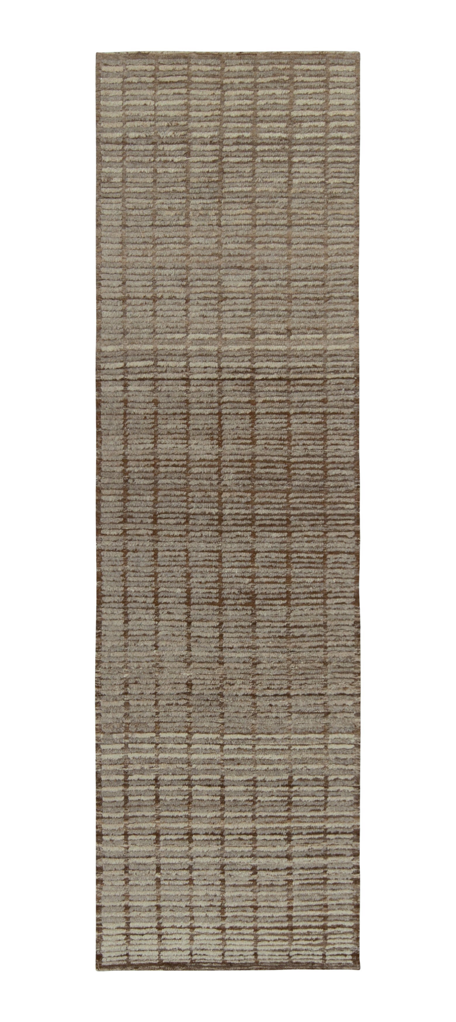 Runner in stile marocchino di Rug & Kilim con striature alte e basse marroni e grigie
