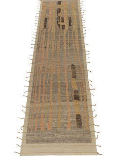Traves de Mesa Estilo Marroquí de Rug & Kilim con Diseño Tribal Gris, Dorado y Melocotón