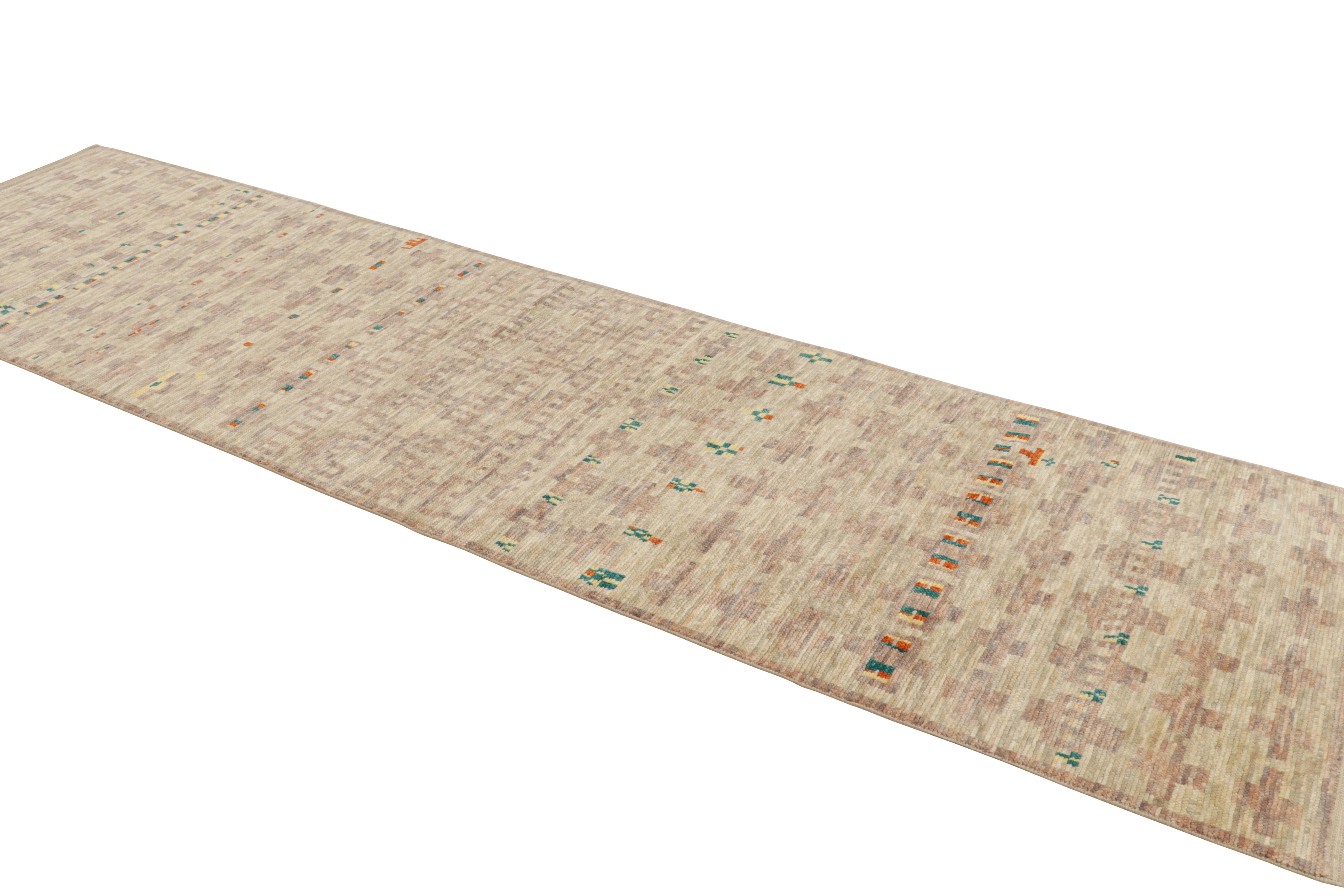 Alfombra de calle de estilo marroquí Rug & Kilim en beige con dibujo geométrico Indio en venta