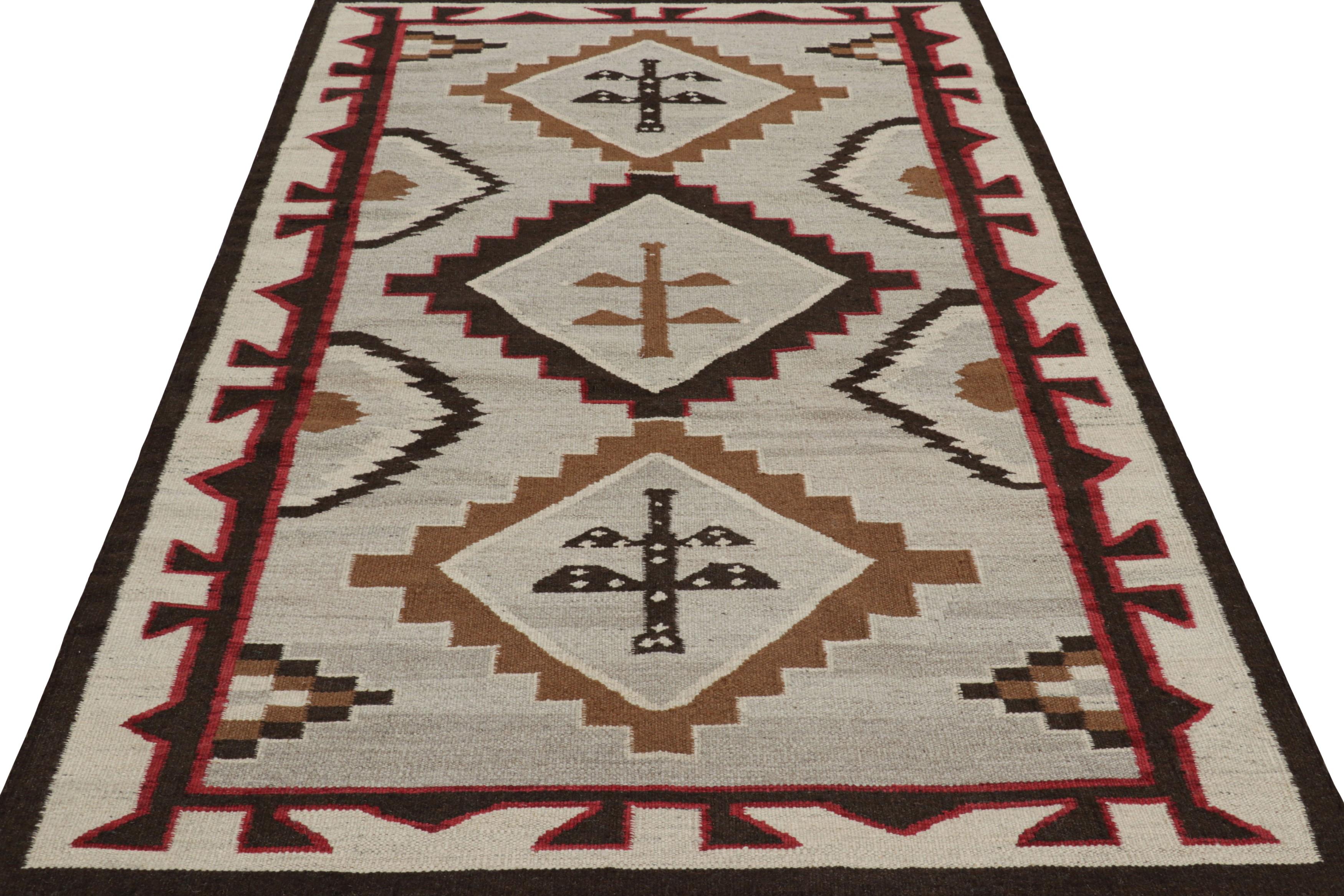 Hand-Woven Rug & Kilim’s Navajo Tribal Kilim Style Rug In Gray with Medallion Pattern For Sale