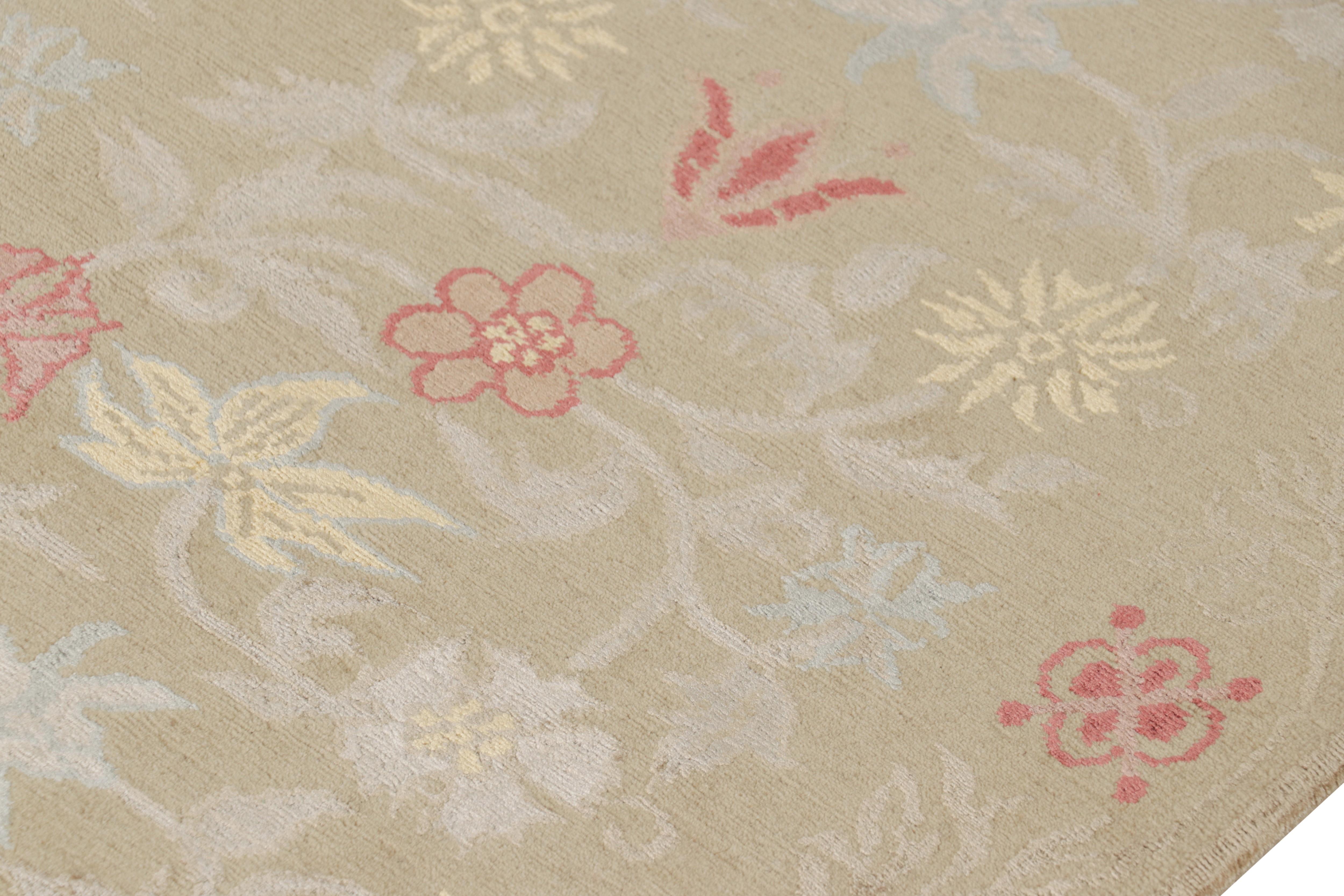 Teppich & Kelim's New Bilbao Transitional Spanischer Teppich in Beige und Rot aus Woll-Silber (21. Jahrhundert und zeitgenössisch) im Angebot