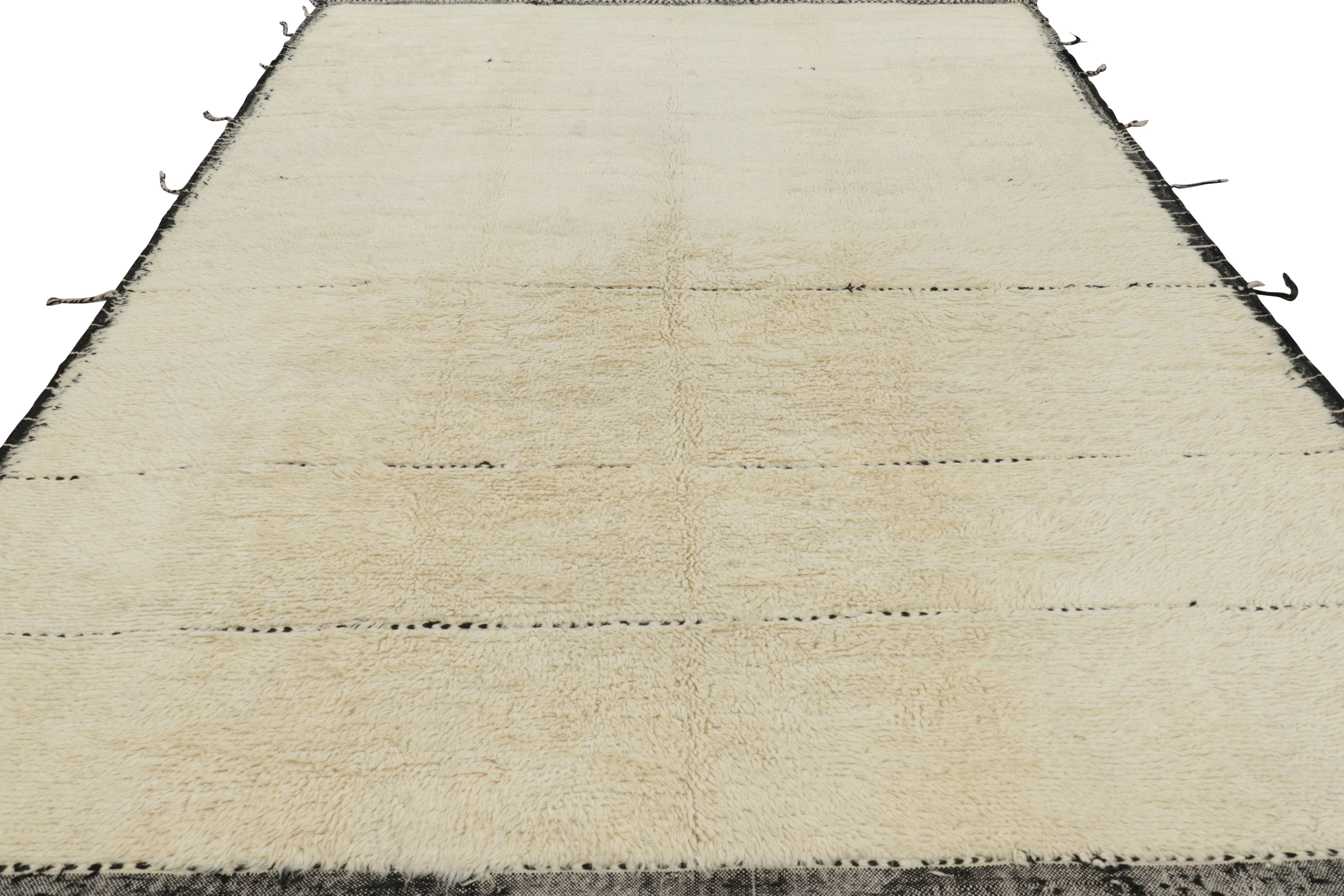Marocchino Rug & Kilim - Tappeto in stile marocchino nei toni del bianco e del nero in vendita