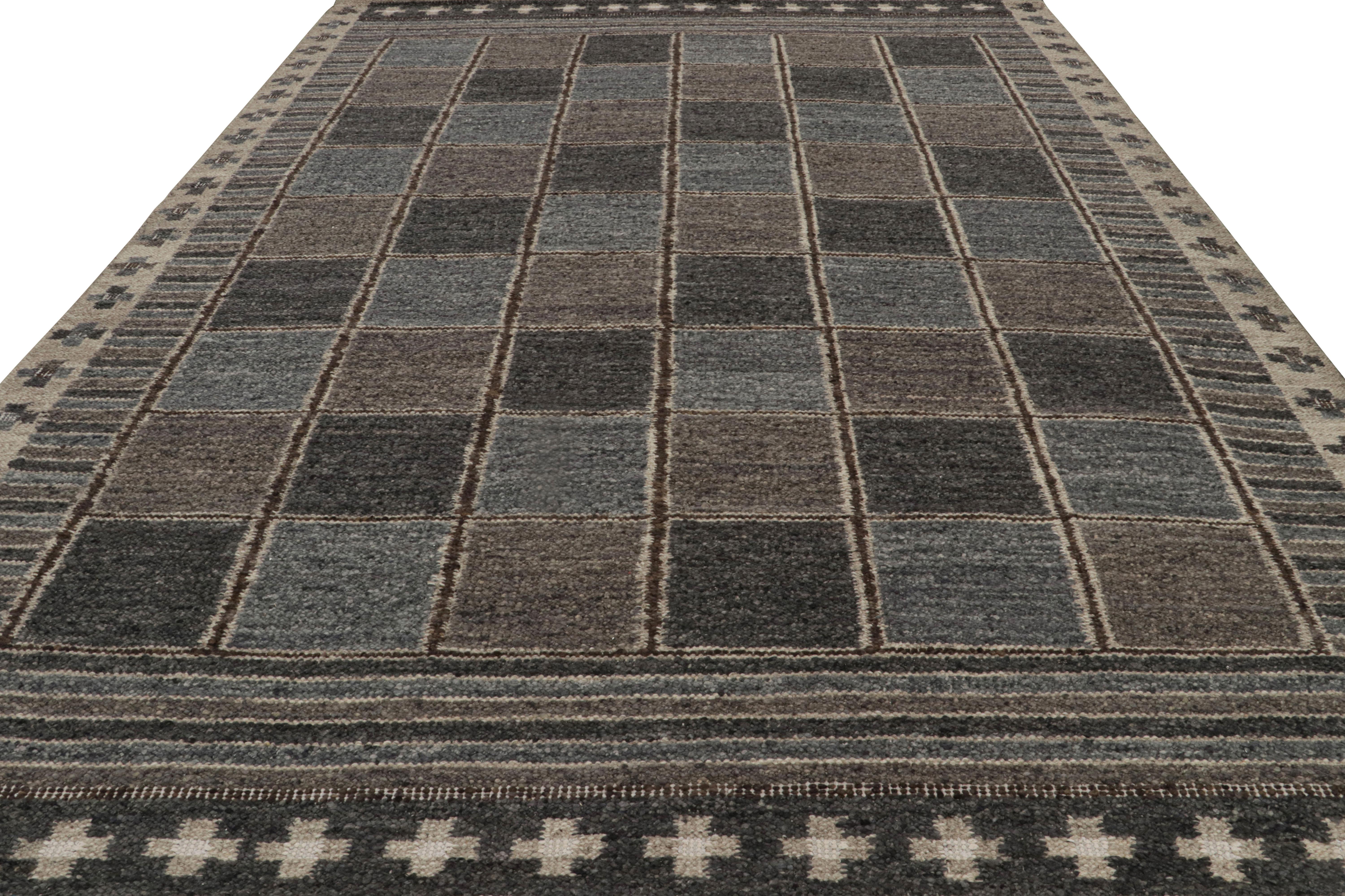 Rug & Kilim's Nu Skandinavischer Teppich in Blau mit geometrischen Mustern (Skandinavische Moderne) im Angebot