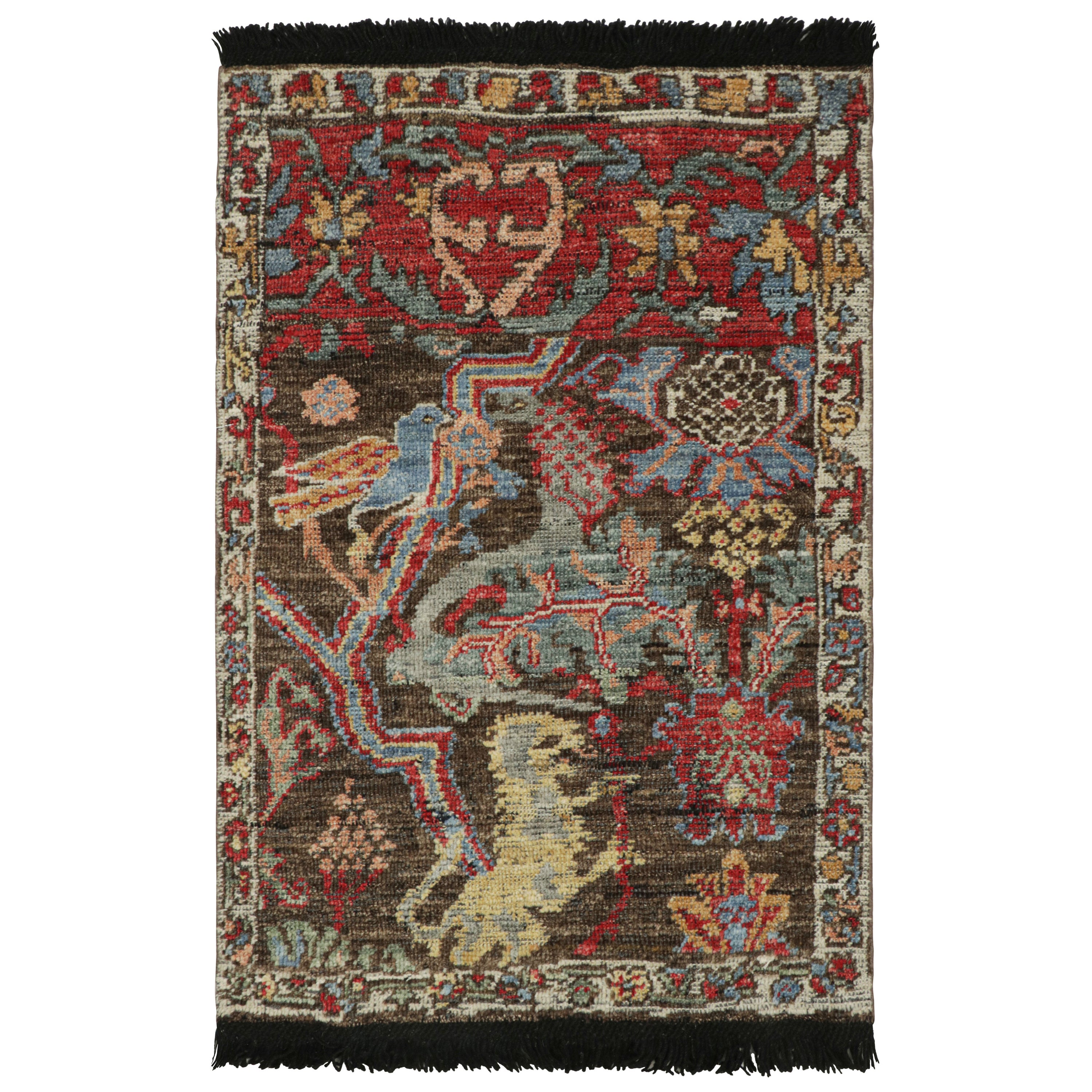 Orientteppich von Rug & Kilim in Brown mit ganzflächigen Drachen- und Vogelmotiven im Angebot