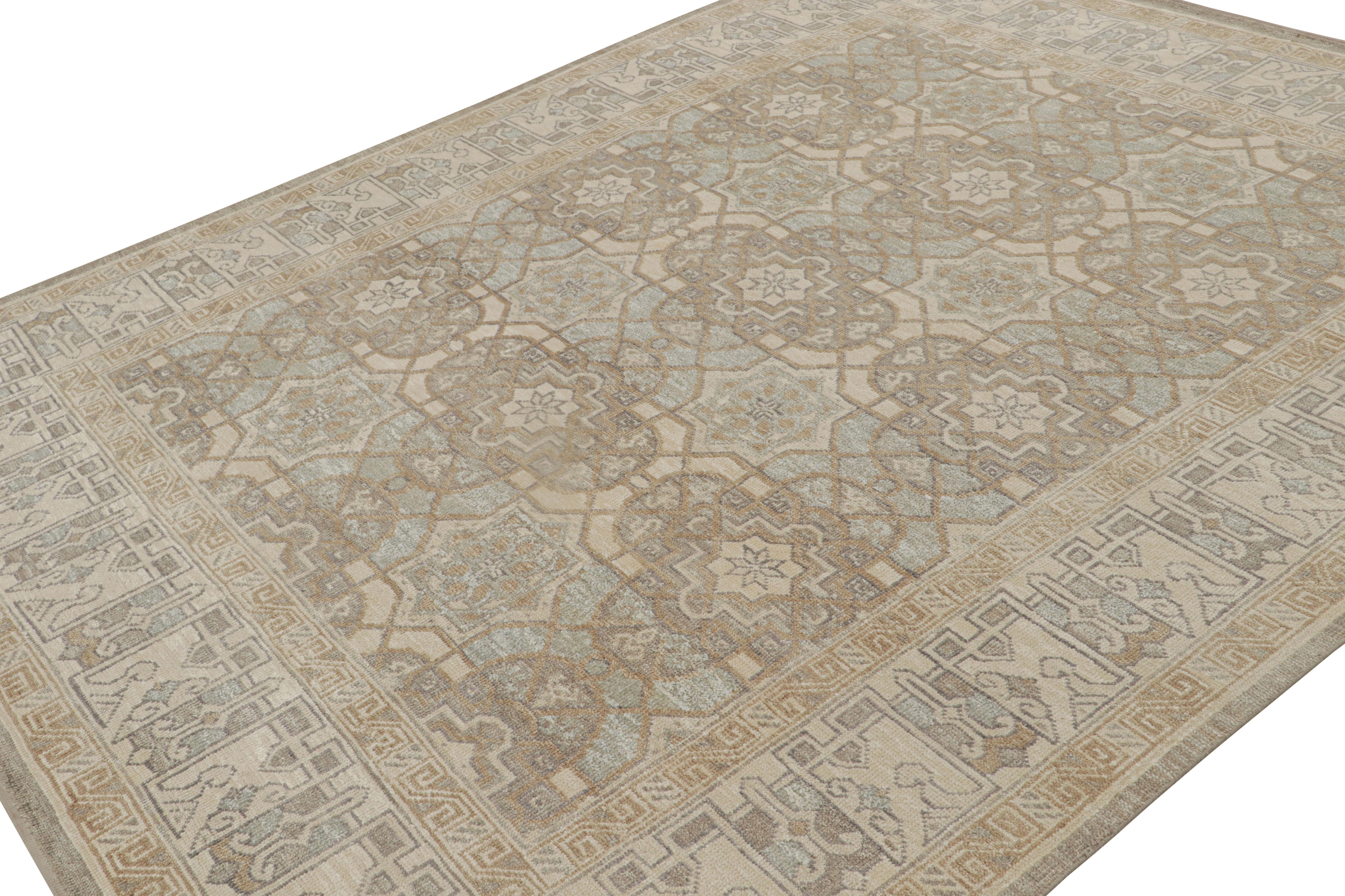 Noué à la main en laine et soie sari, ce tapis 8×10 est issu de la nouvelle ligne de la Collection Modern Classics de Rug & Kilim, inspirée des anciens tapis Oushak. 

Sur le design : 

Le tapis est fabriqué avec un nouveau fil que Josh Nazmiyal a