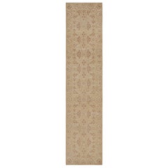 Alfombra estilo Oushak de Rug & Kilim con estampado floral beige-marrón