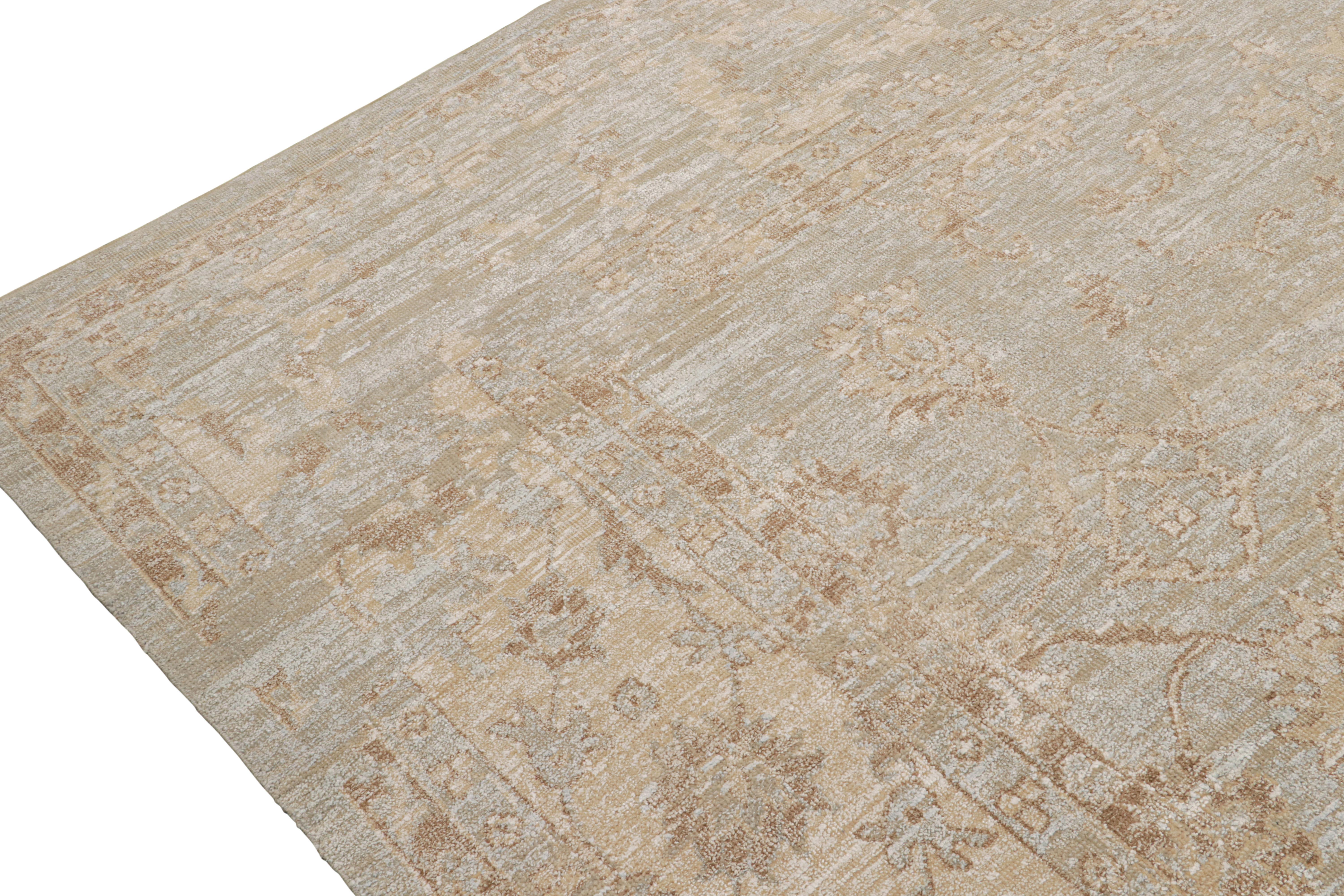 Rug & Kilim’s Oushak Style Rug in Beige-Brown & White Geometric Patterns In New Condition For Sale In Long Island City, NY
