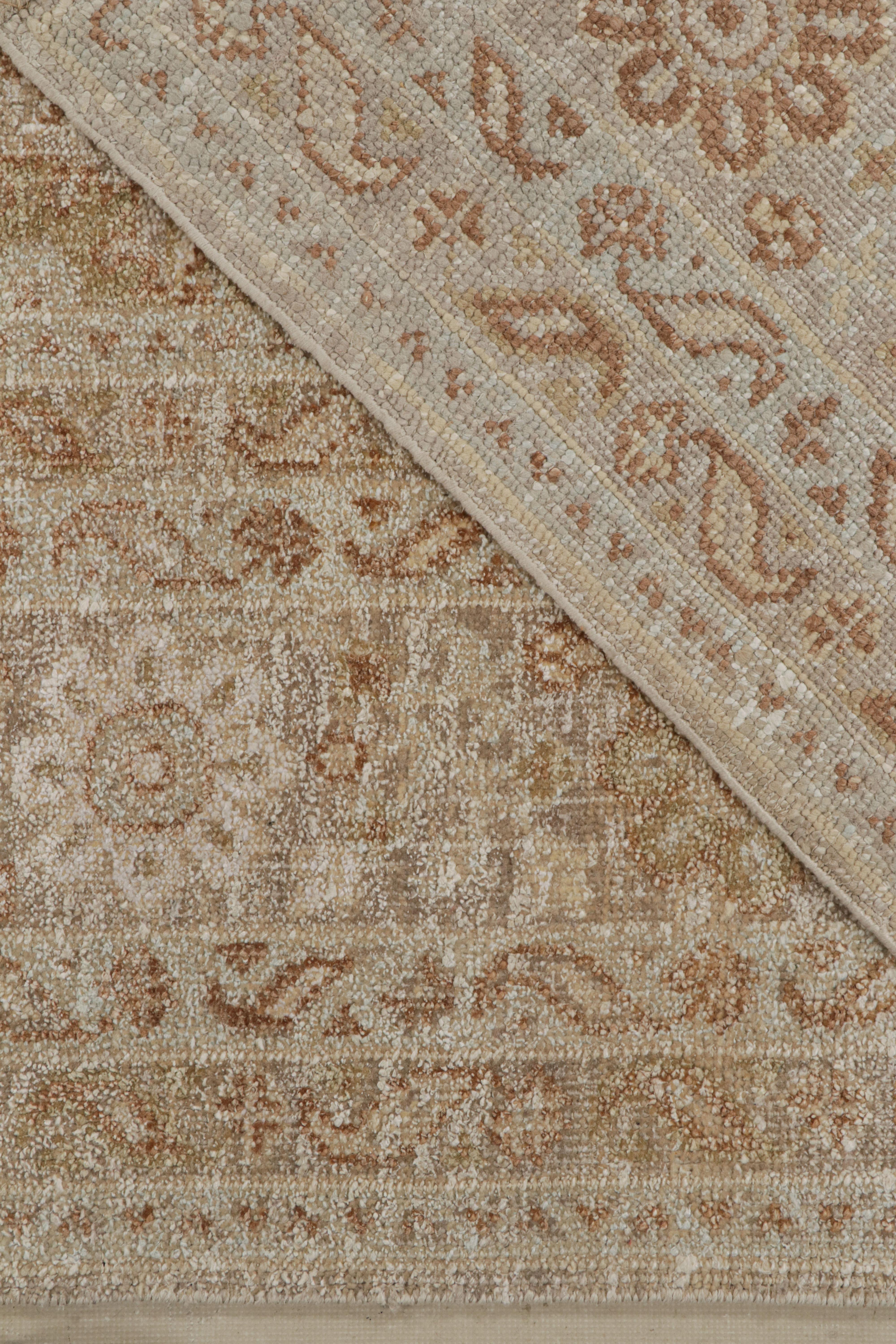 Rug & Kilim’s Oushak Style Rug in Beige-Brown & White Geometric Patterns Lana en venta