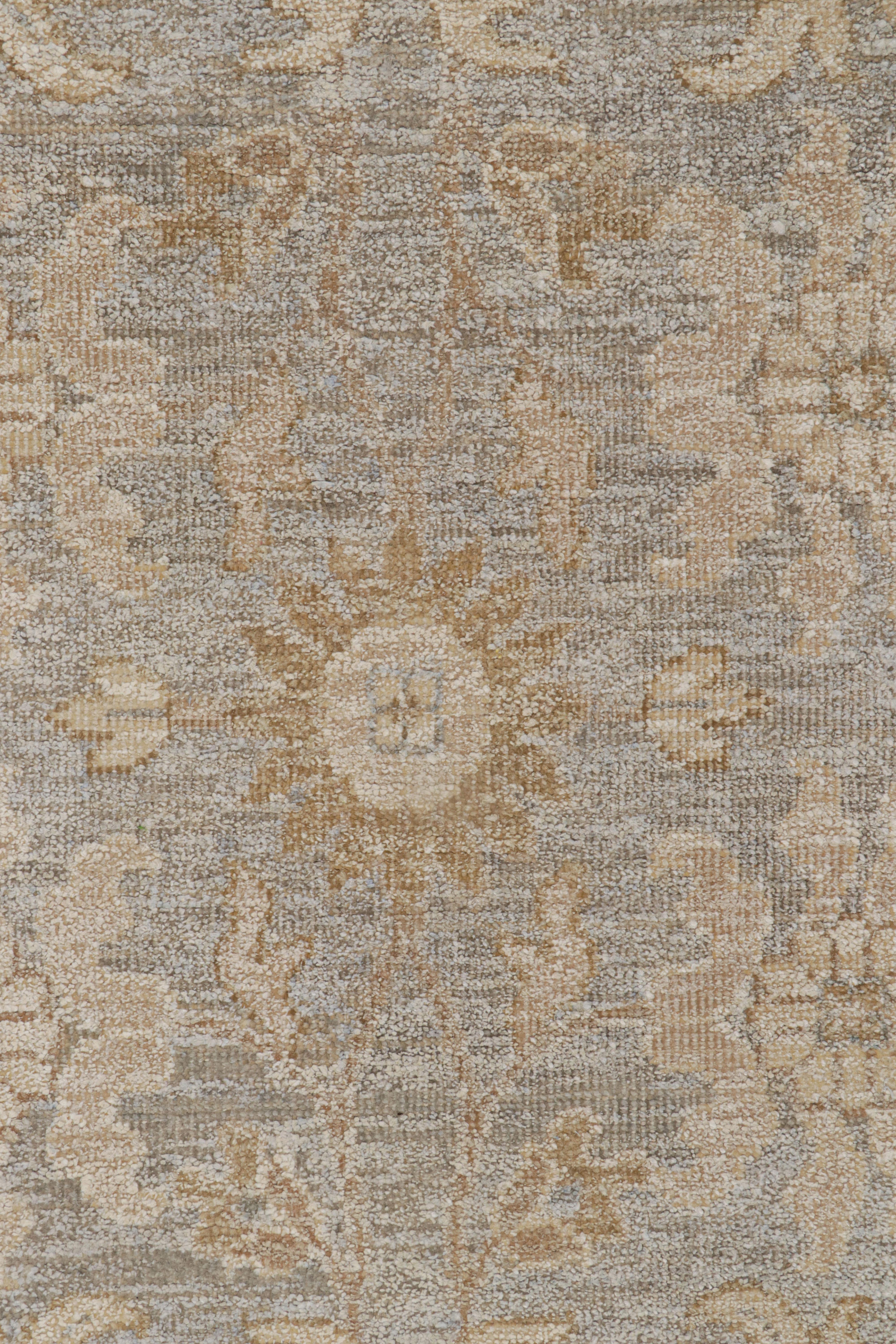 Rug & Kilim’s Oushak Style Rug In Beige/Brown With All Over Floral Patterns In New Condition For Sale In Long Island City, NY