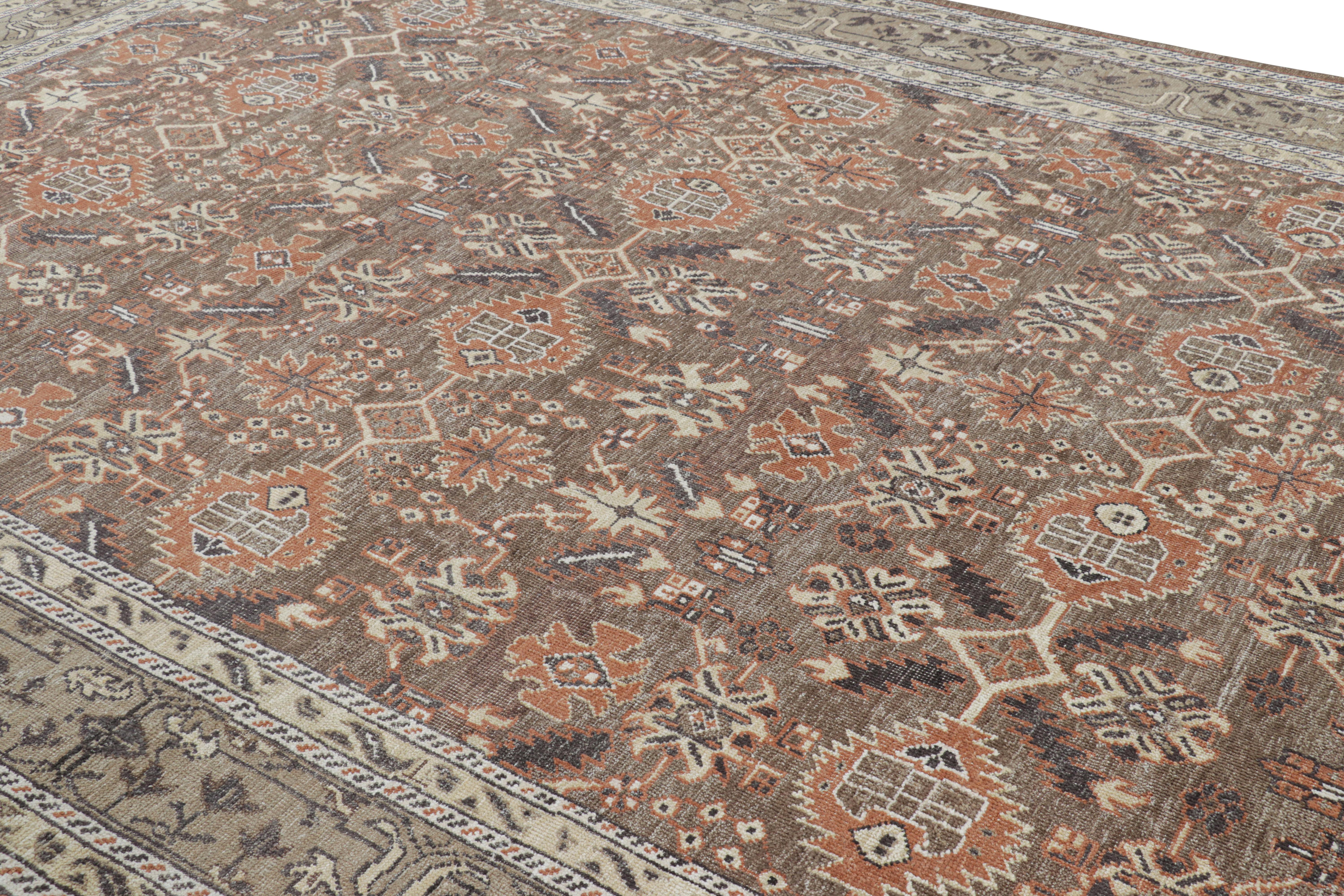 Annodato a mano in lana e seta, questo tappeto 10x14 è un'audace rivisitazione dei tappeti Oushak in una delle nuove collezioni Modern Classics più eleganti di Rug & Kilim.

Sul design: 

In questo pezzo, i toni del beige-marrone, del crema e del