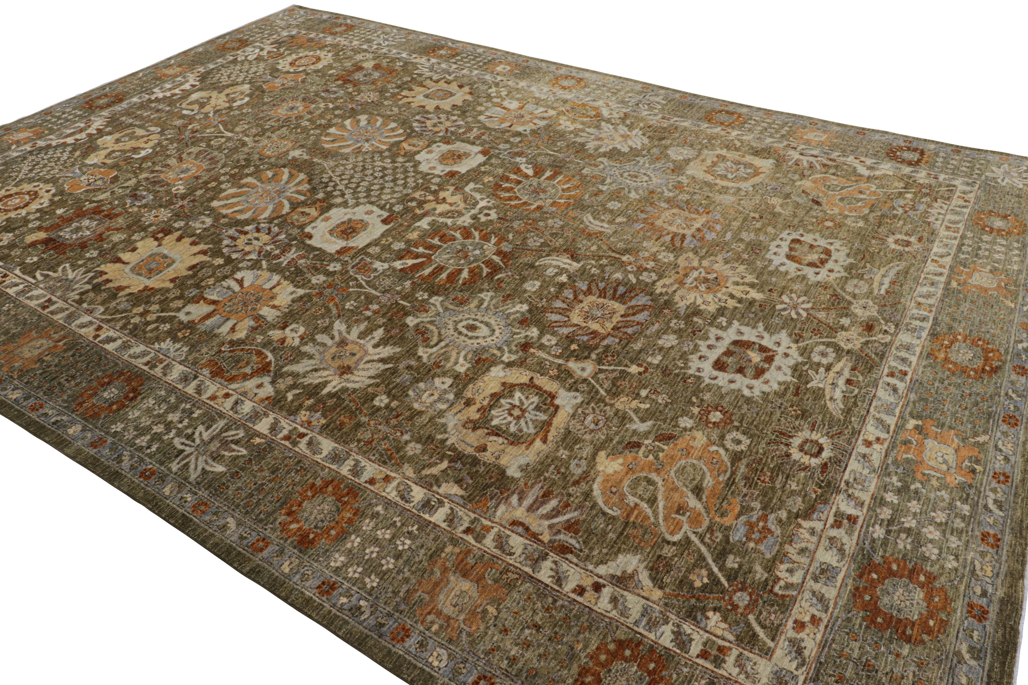 Rug & Kilim’s Oushak Style Rug in Beige-Brown with Floral Patterns In condizioni Nuovo in vendita a Long Island City, NY