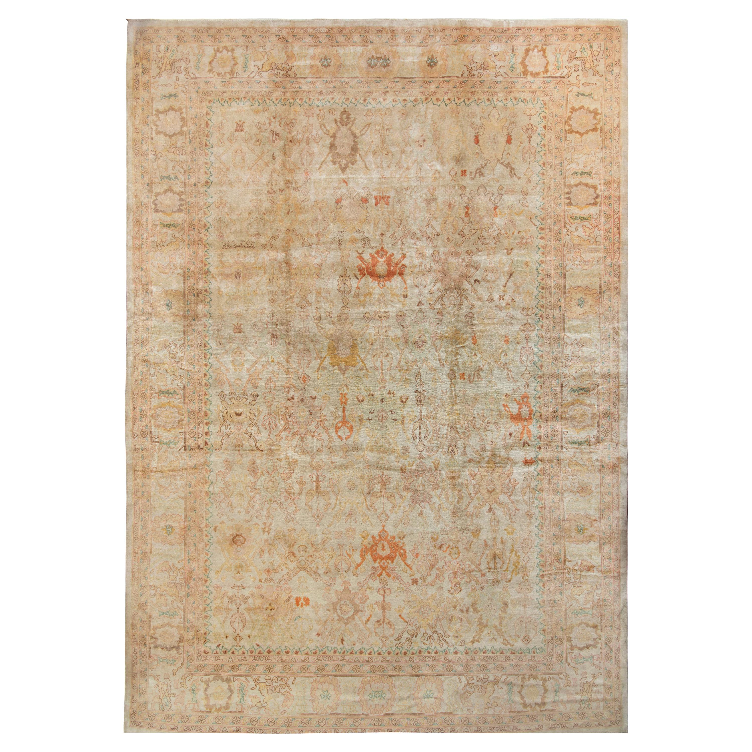 Alfombra de estilo Oushak de Rug & Kilim en beige-marrón con motivos florales