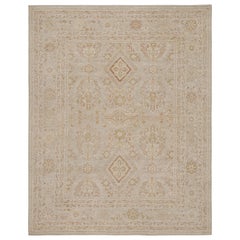Rug & Kilim's Oushak Style Rug in Beige-Brown with Floral Patterns (tapis de style Oushak en beige et brun avec motifs floraux)