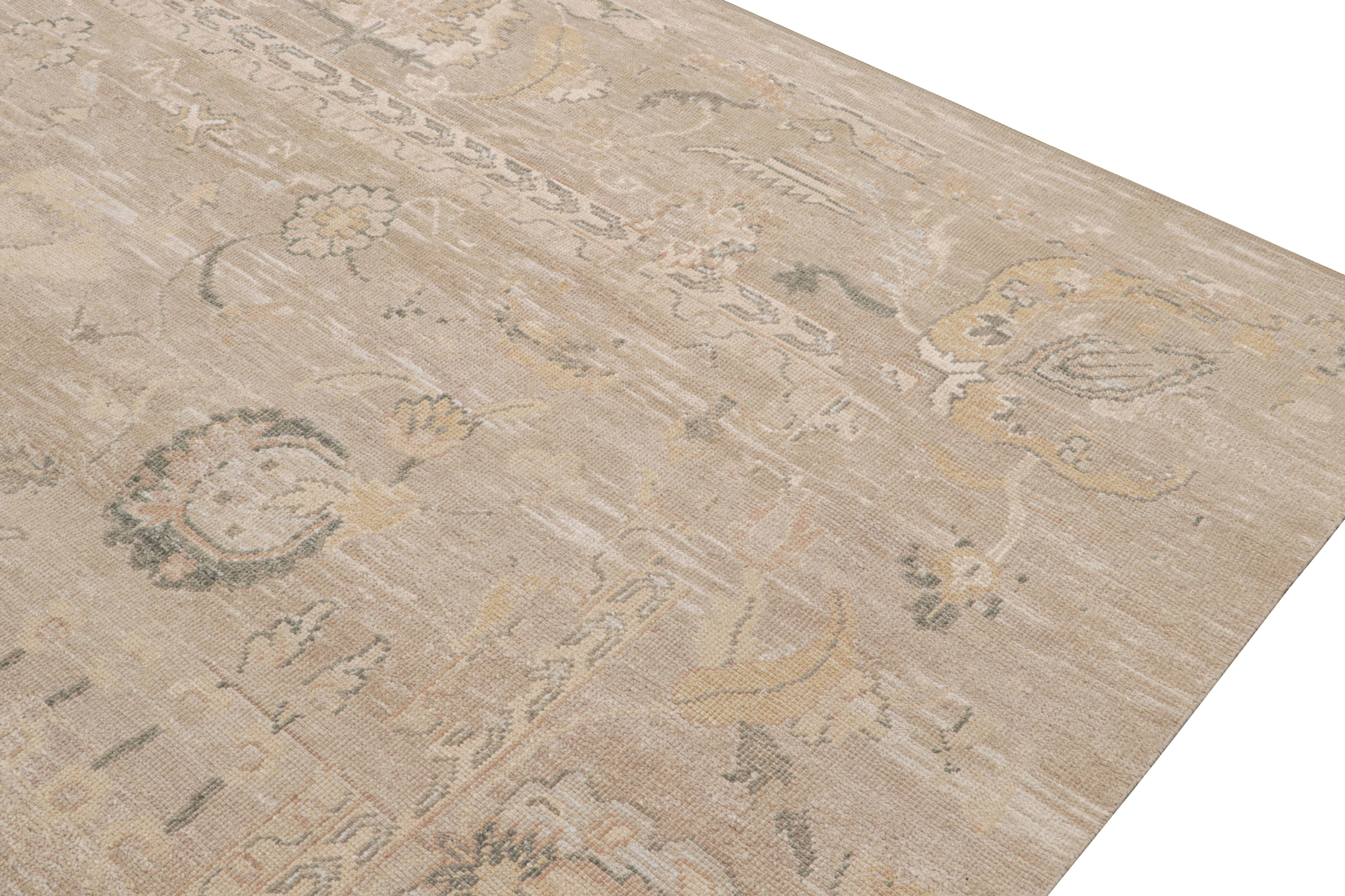 Rug & Kilim’s Oushak Style Rug in Beige, Gray & Gold Geometric Patterns In New Condition For Sale In Long Island City, NY