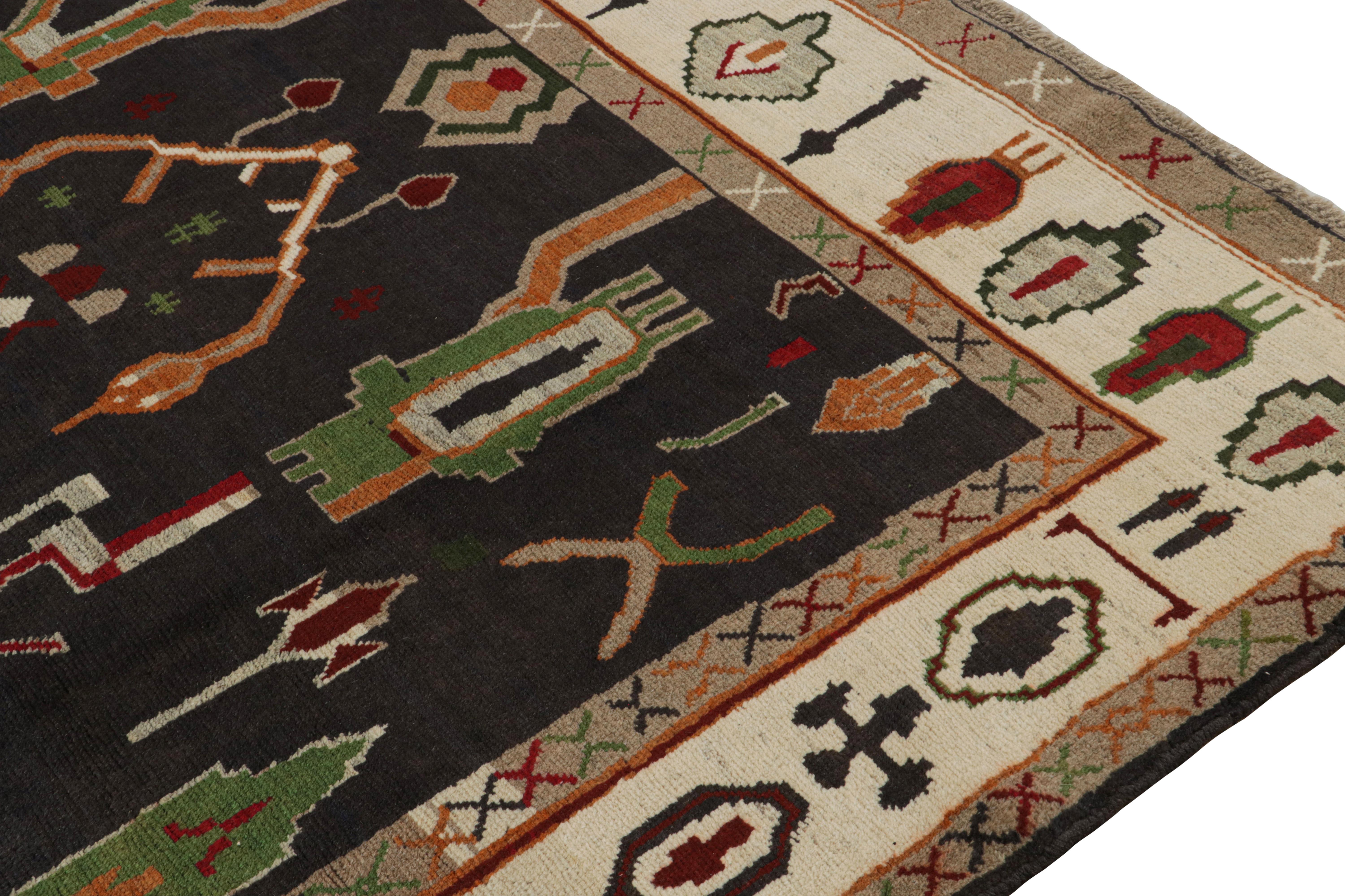 Annodato a mano Tappeto in stile Oushak di Rug & Kilim in nero con motivi geometrici colorati in vendita