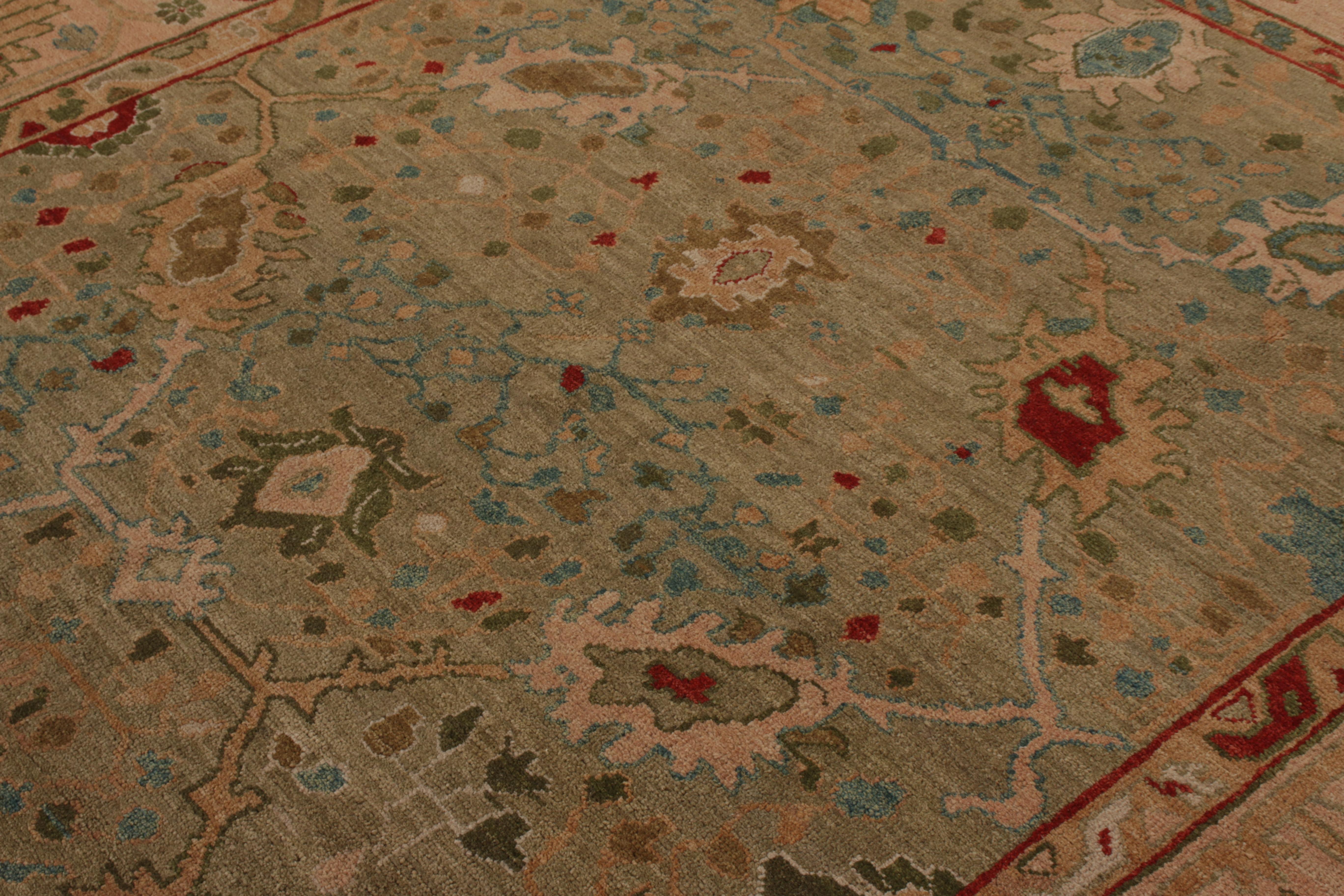 Tappeto in stile Oushak di Rug & Kilim con motivi floreali blu, rossi e beige-marrone In condizioni buone in vendita a Long Island City, NY