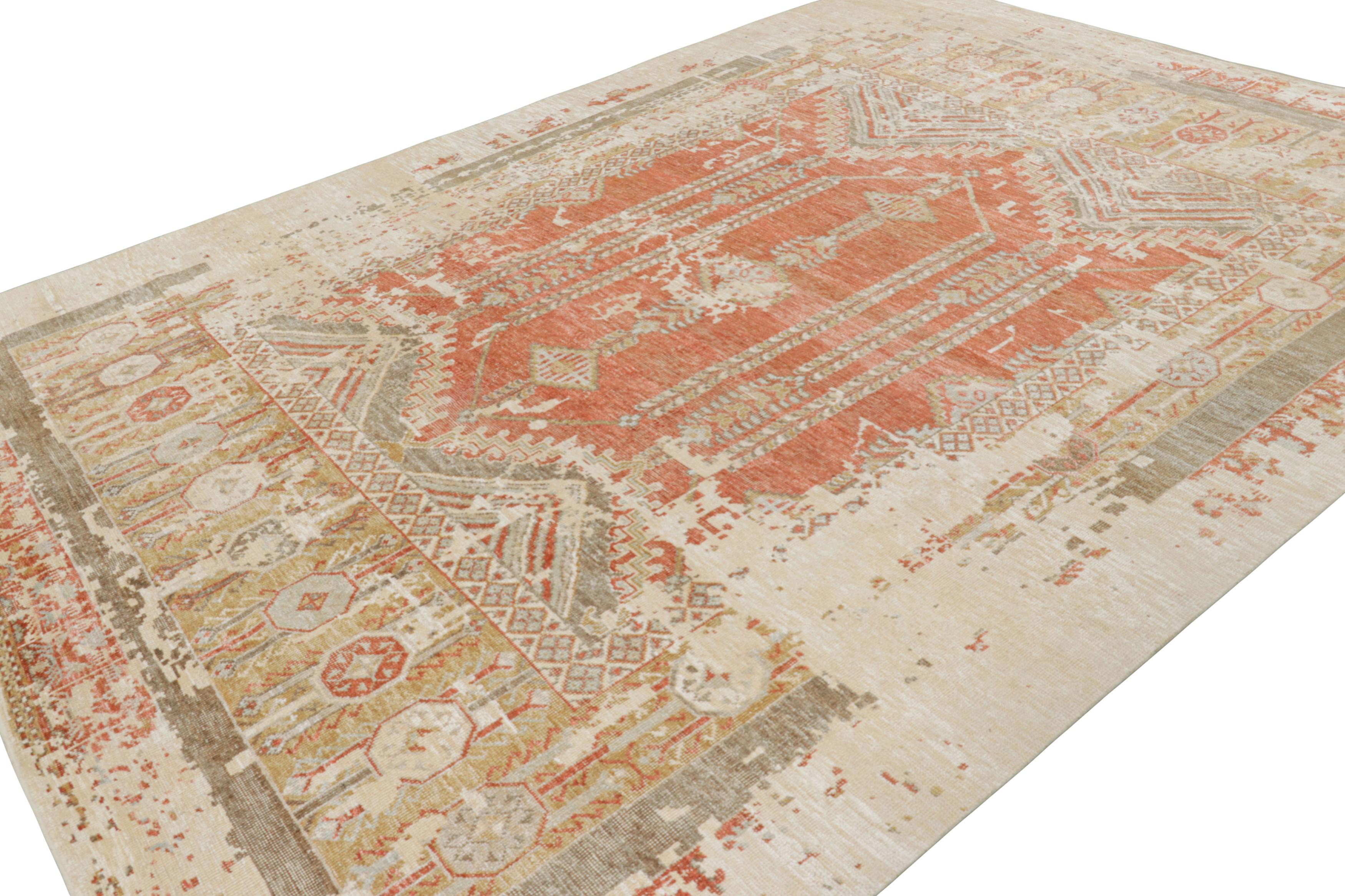Rug & Kilim’s Oushak Style Rug in Cream and Salmon Tones with Geometric Patterns In New Condition For Sale In Long Island City, NY