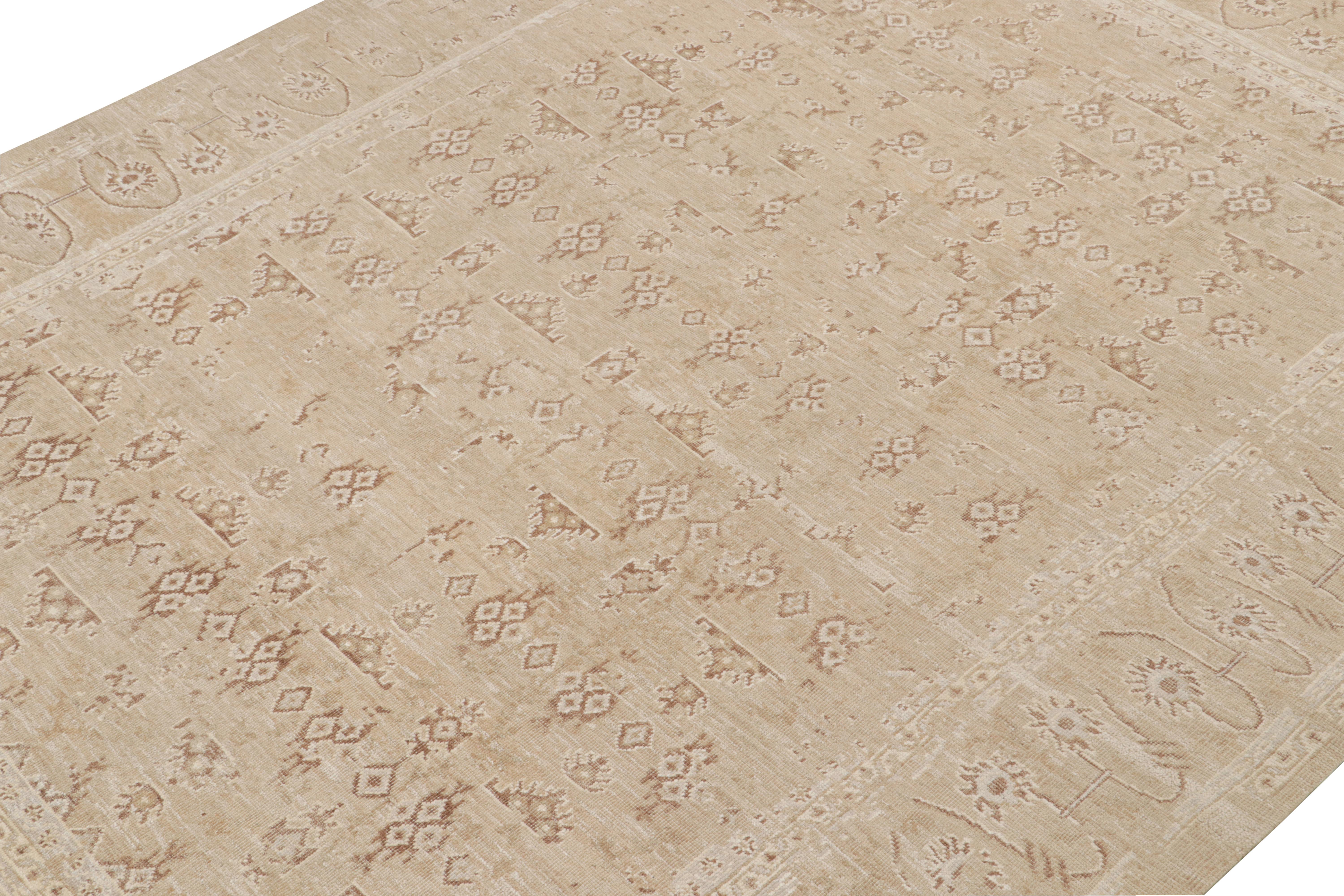 Oushak-Teppich von Rug & Kilim mit Blumenmustern in Grau und Beige (Handgeknüpft) im Angebot