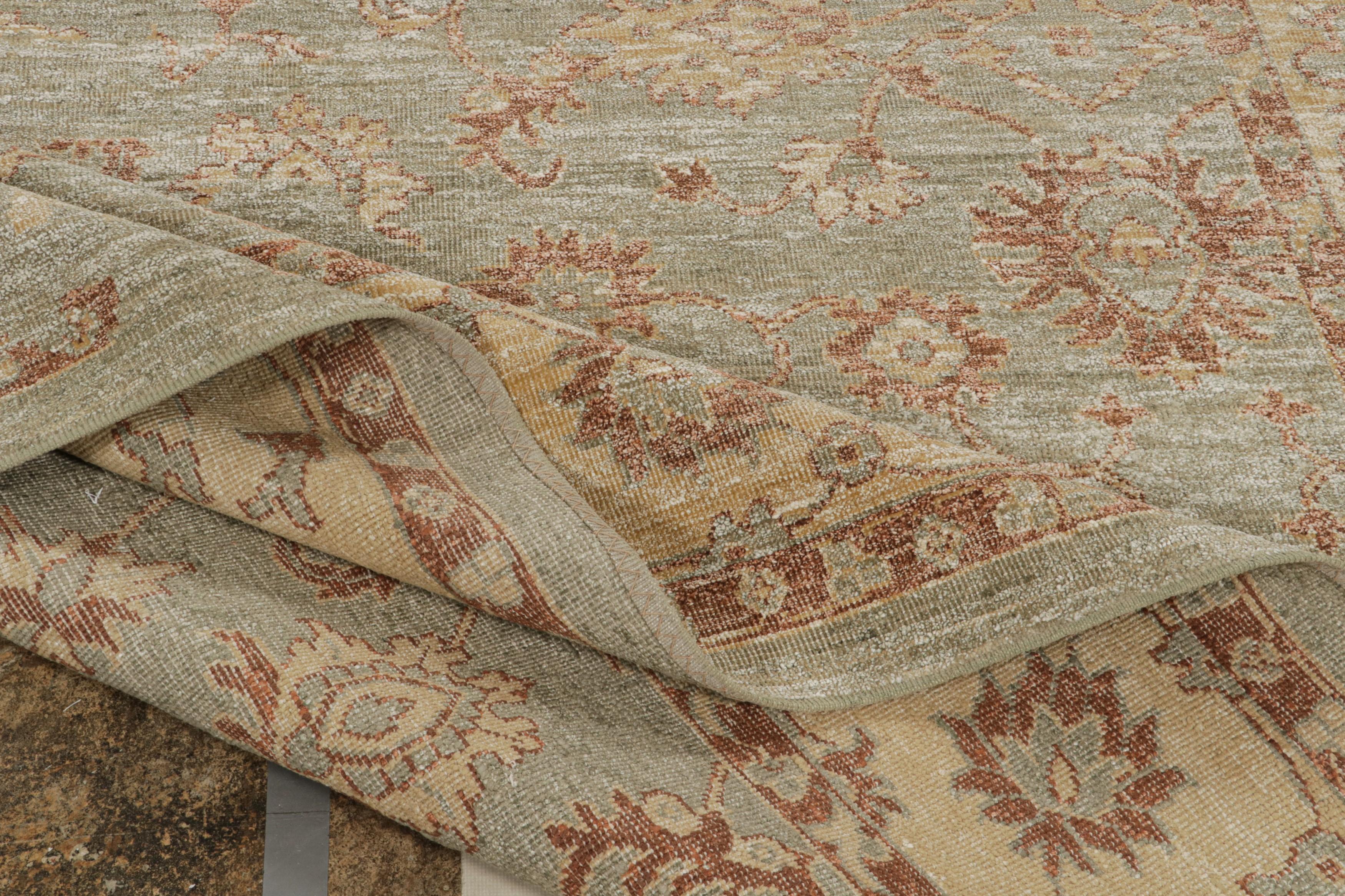 Rug & Kilim's Oushak Style Rug in Green with Gold and Rust Floral Patterns (tapis de style Oushak en vert avec des motifs floraux or et rouille) en vente 1