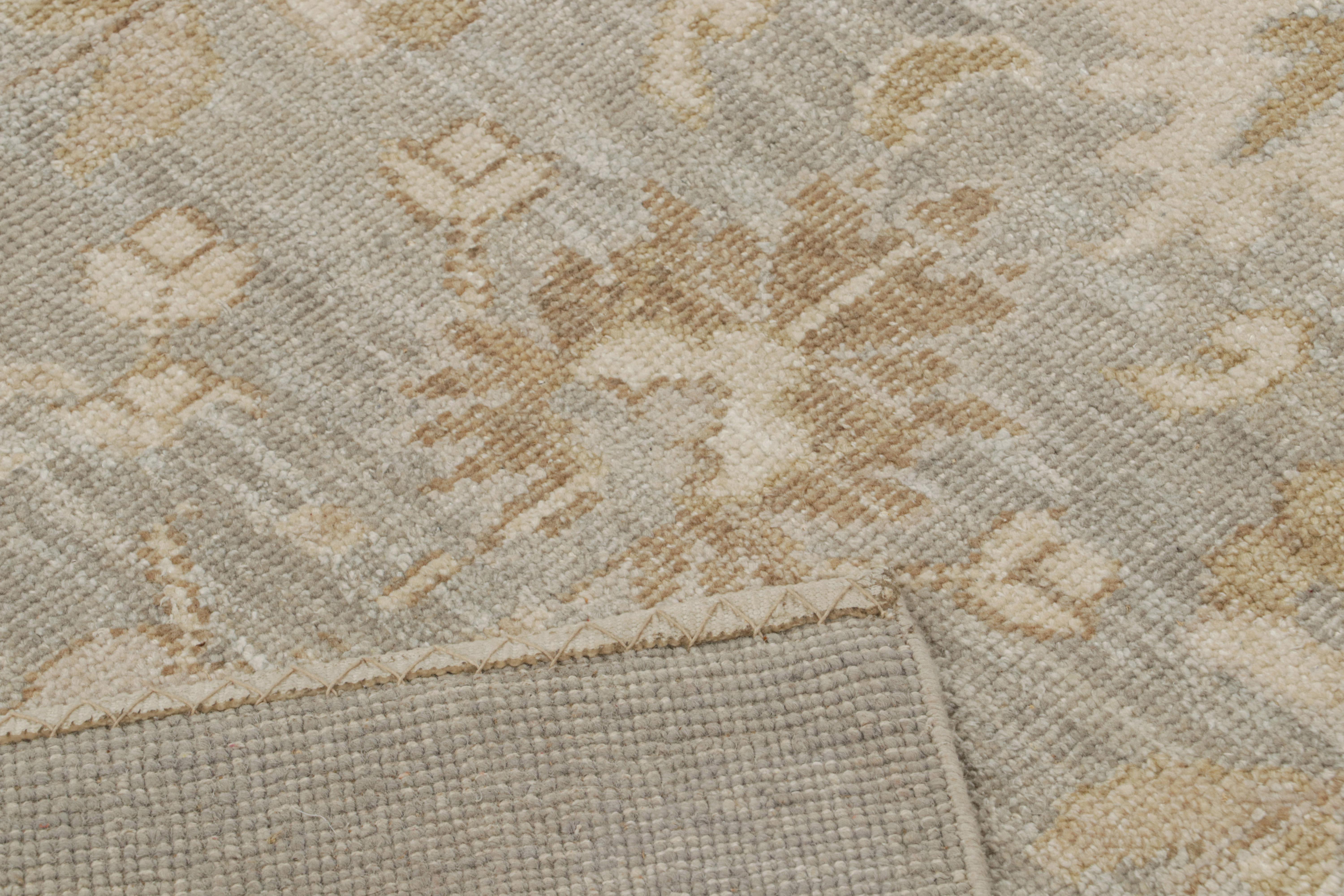 Silk Rug & Kilim’s Oushak style rug in Grey & Beige-Brown Floral Patterns For Sale