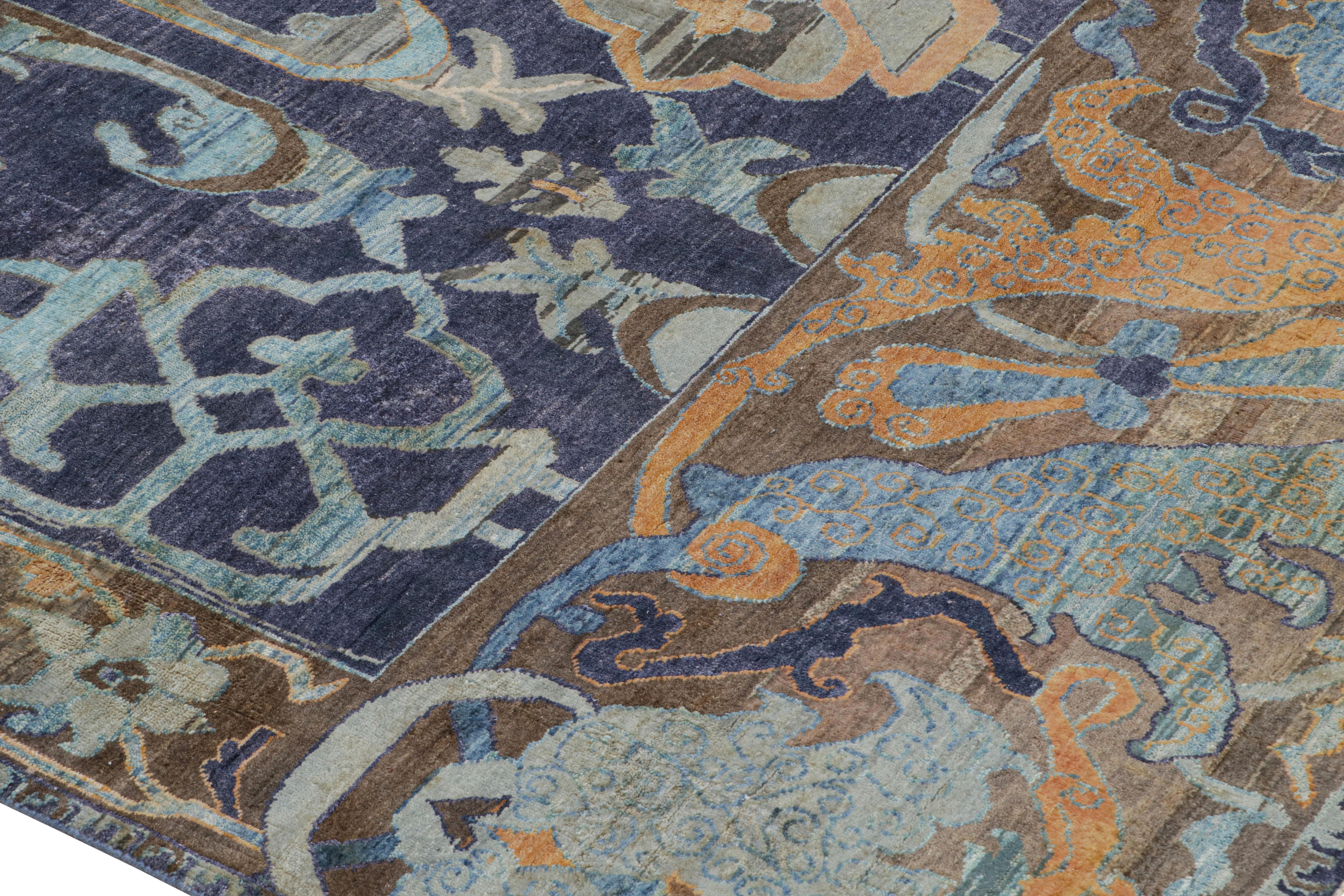 Rug & Kilim: Tappeto in stile Oushak con motivi floreali indaco, marroni e marroni In condizioni Nuovo in vendita a Long Island City, NY