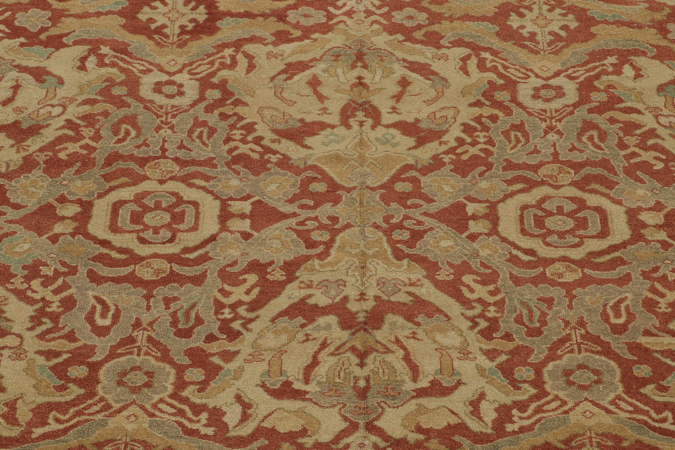 Oushak-Teppich von Rug & Kilim in Rot, Beige und Grau-Blau mit Blumenmuster (21. Jahrhundert und zeitgenössisch) im Angebot