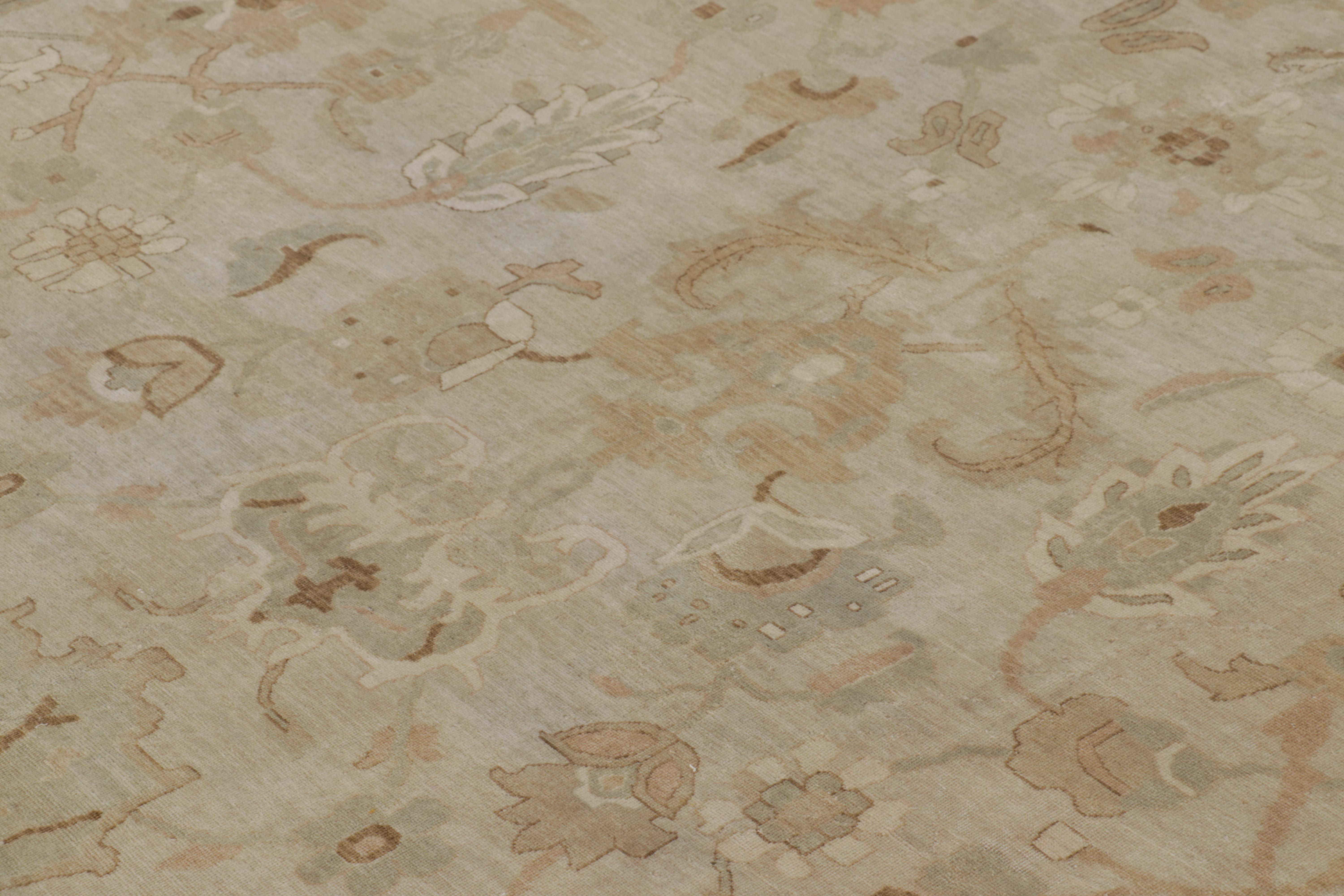 Alfombra estilo Oushak de Rug & Kilim con motivos florales beige-marrón en Nuevo estado para la venta en Long Island City, NY