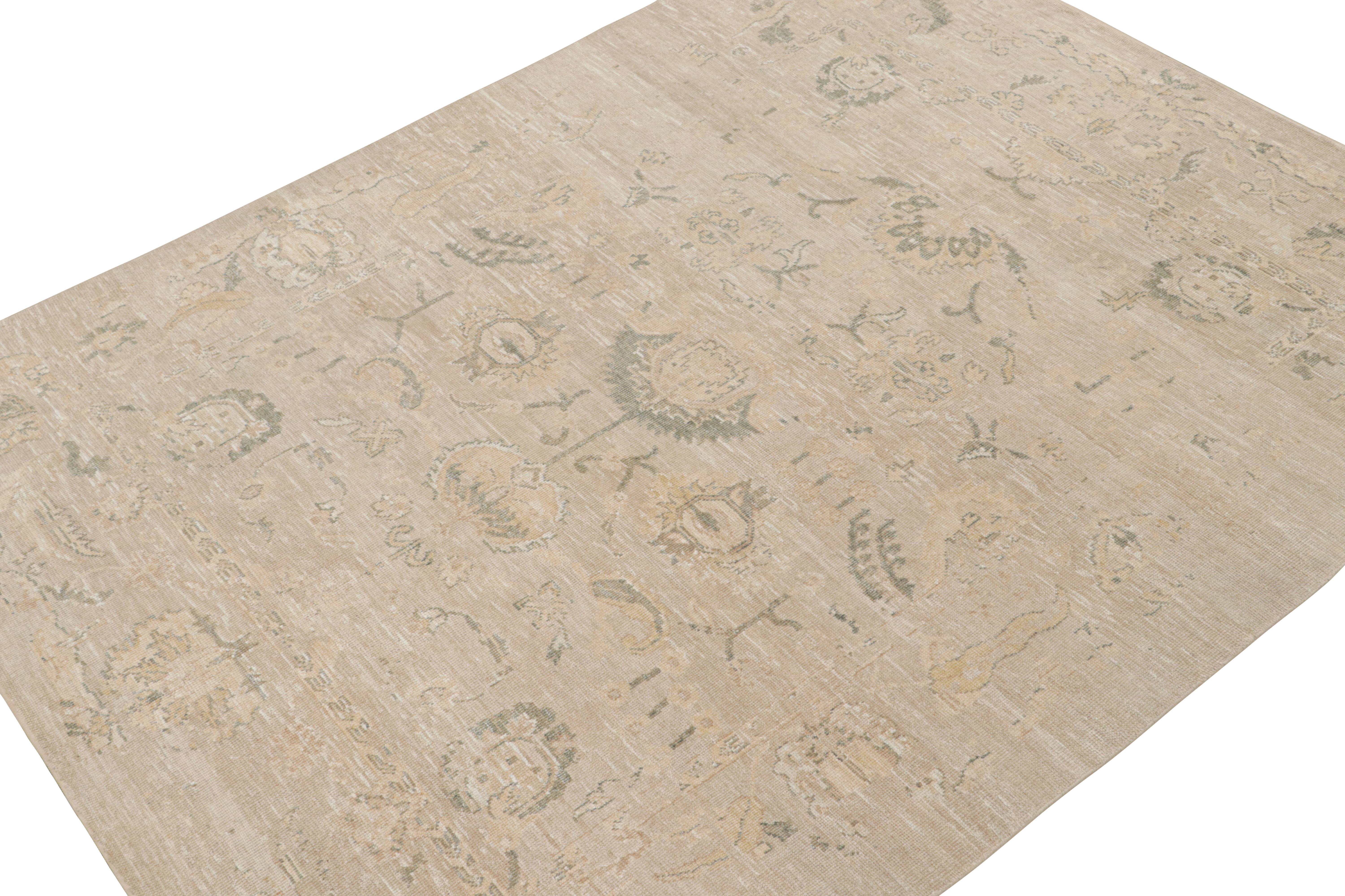 Questo tappeto personalizzato si ispira agli antichi tappeti Oushak e fa parte della nuova collezione Modern Classics di Rug & Kilim. 

Sul design:

Queste foto rappresentano un tappeto 9x12 venduto di recente con questo design, che presenta motivi