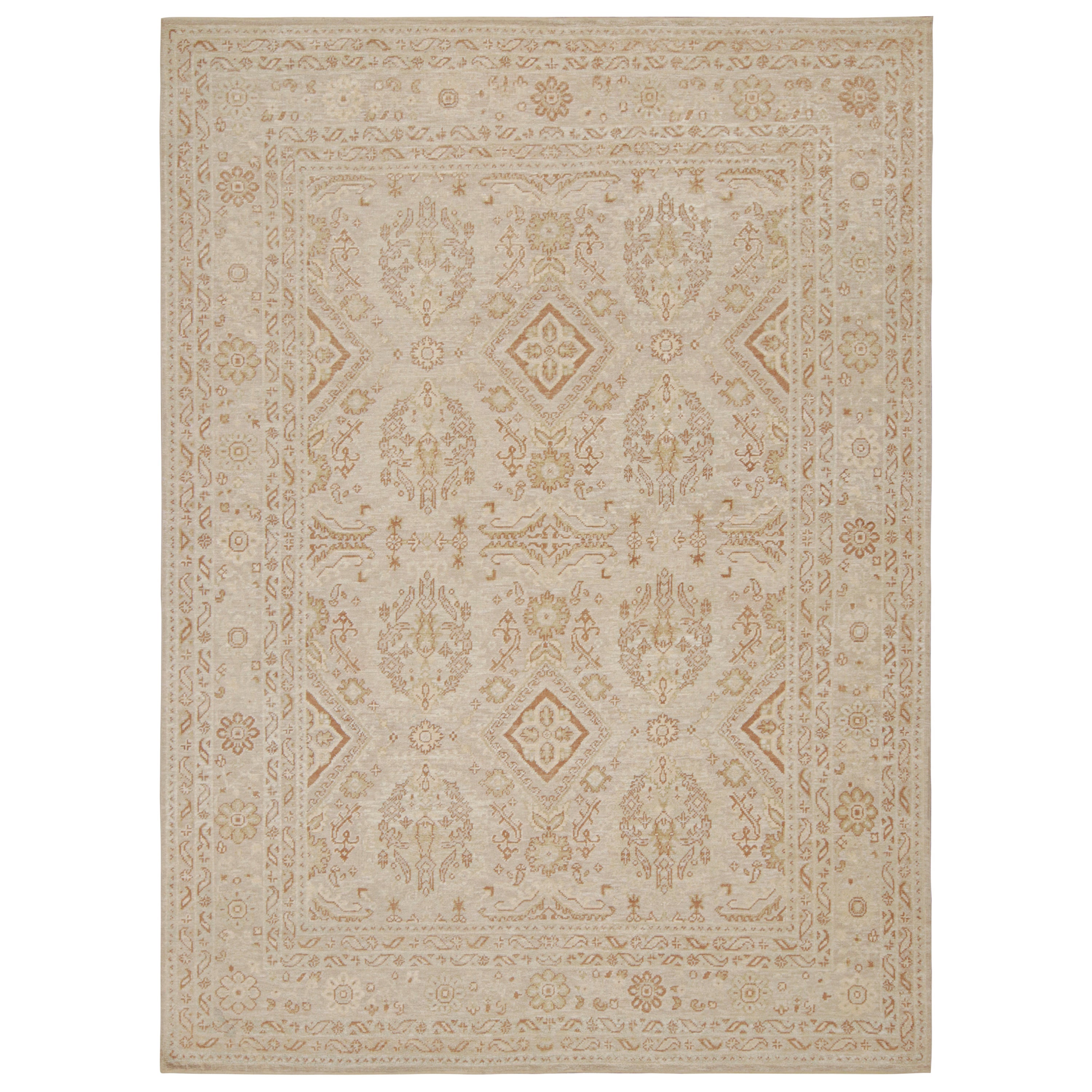Rug & Kilim's Oushak Style Teppich mit floralen Mustern in Beige und Rust