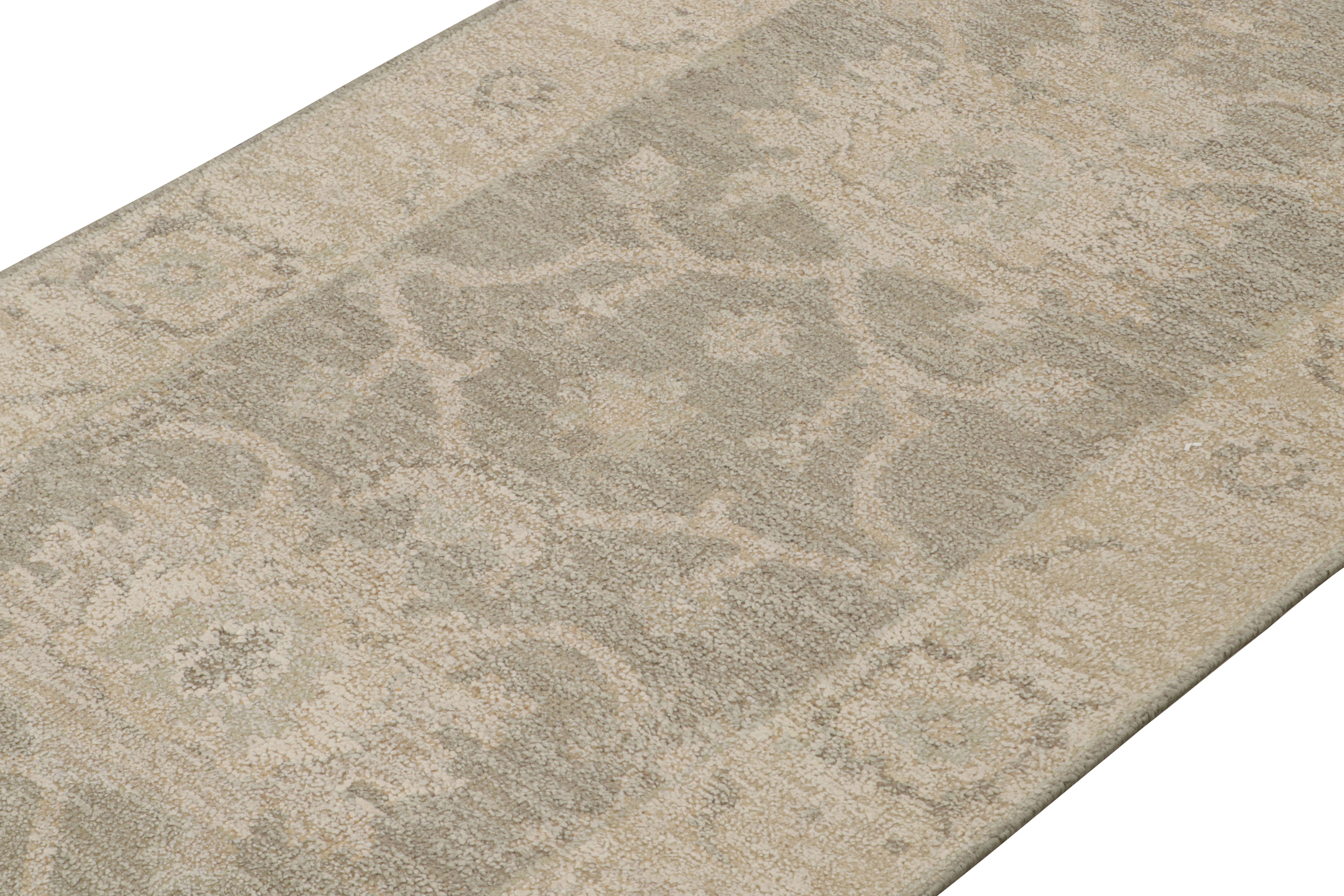 Indiano Rug & Kilim - Tappeto Runner in stile Oushak in beige/marrone, con motivi floreali in vendita