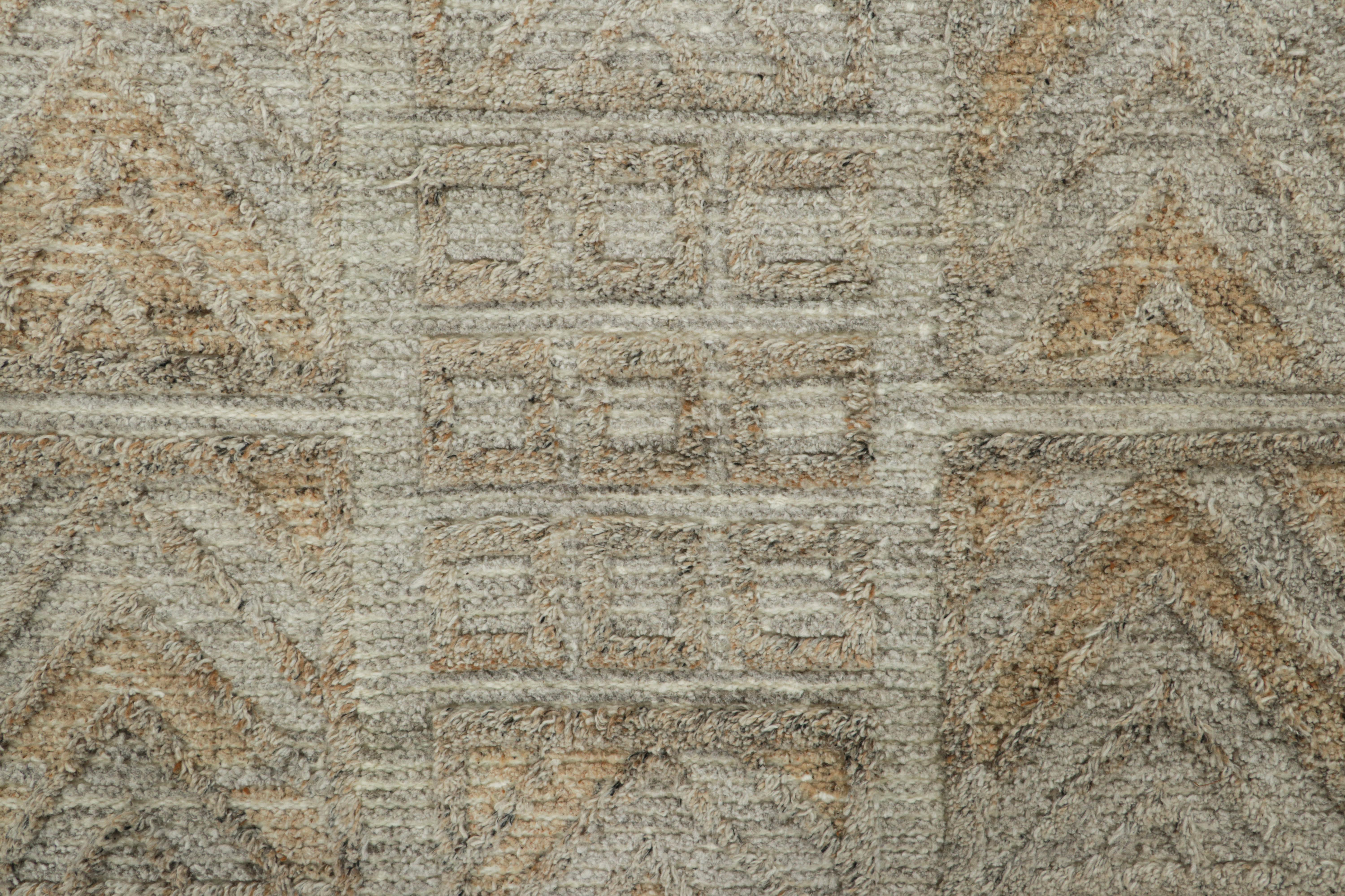 Skandinavischer Outdoor-Teppich von Rug & Kilim mit grauen und beigen geometrischen Mustern (Moderne) im Angebot