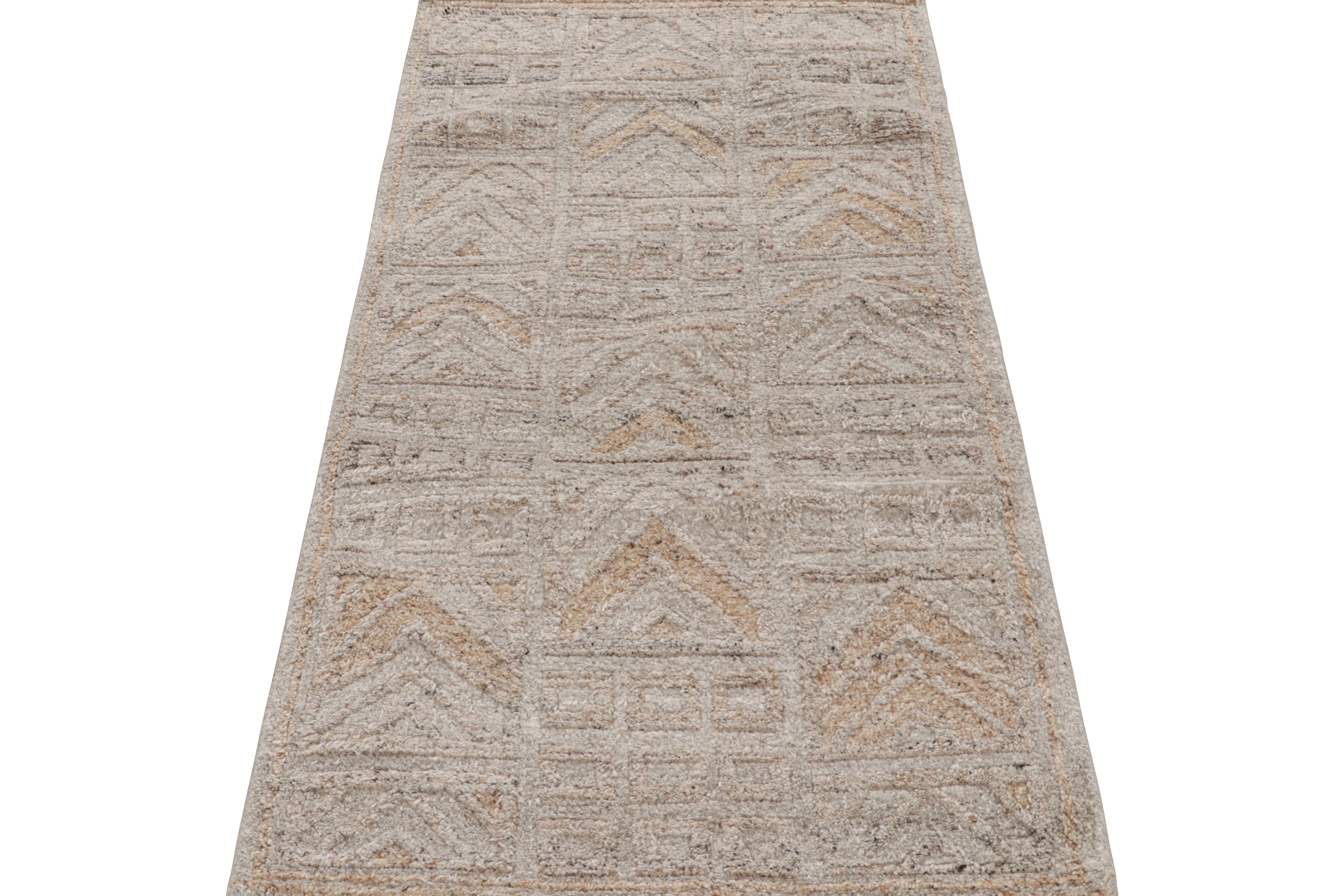 Rug & Kilim's Outdoor-Läufer im skandinavischen Stil in Grau mit geometrischen Mustern (Skandinavische Moderne) im Angebot