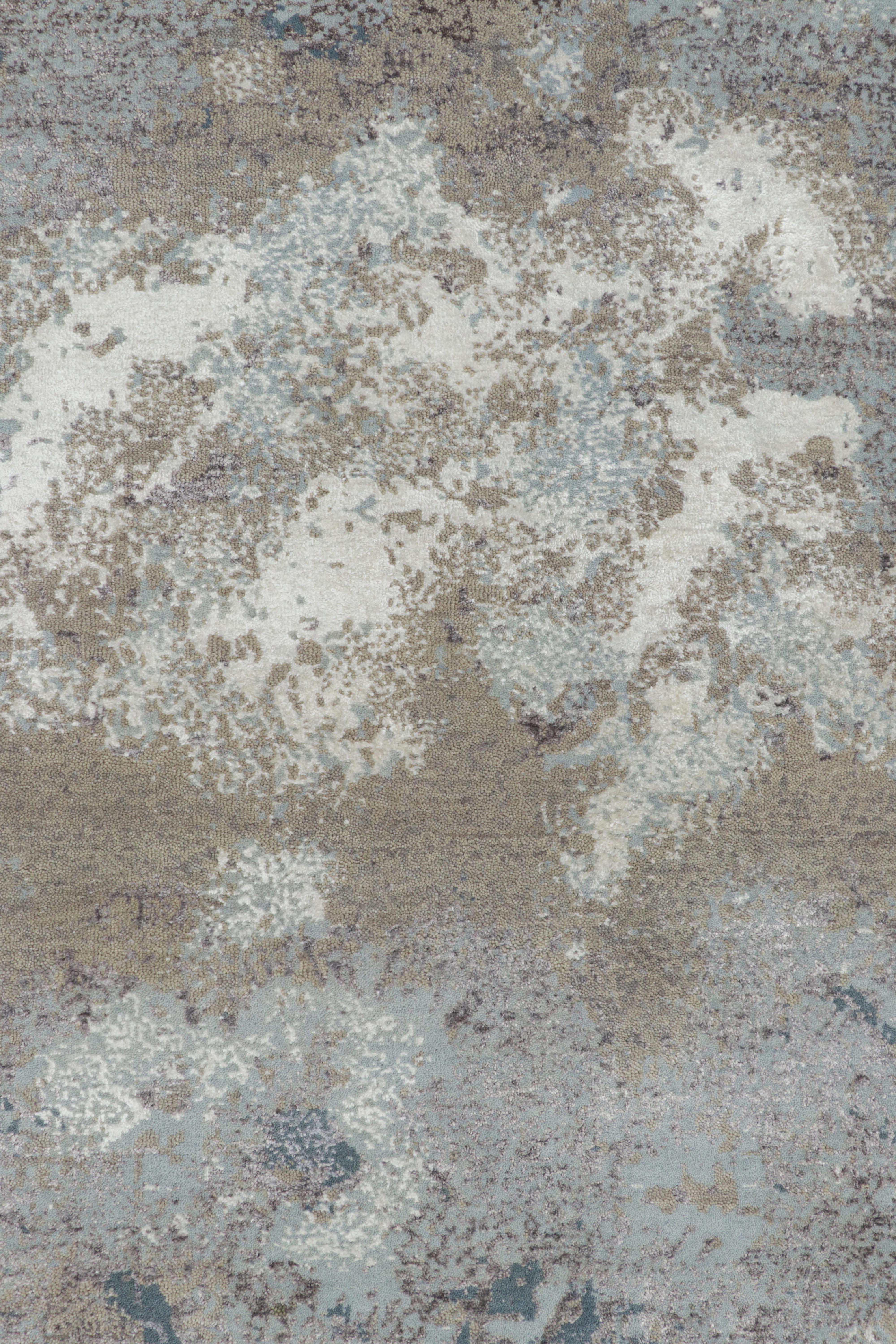 Moderno Rug & Kilim: Tappeto astratto oversize con motivi blu e grigio-argento in vendita