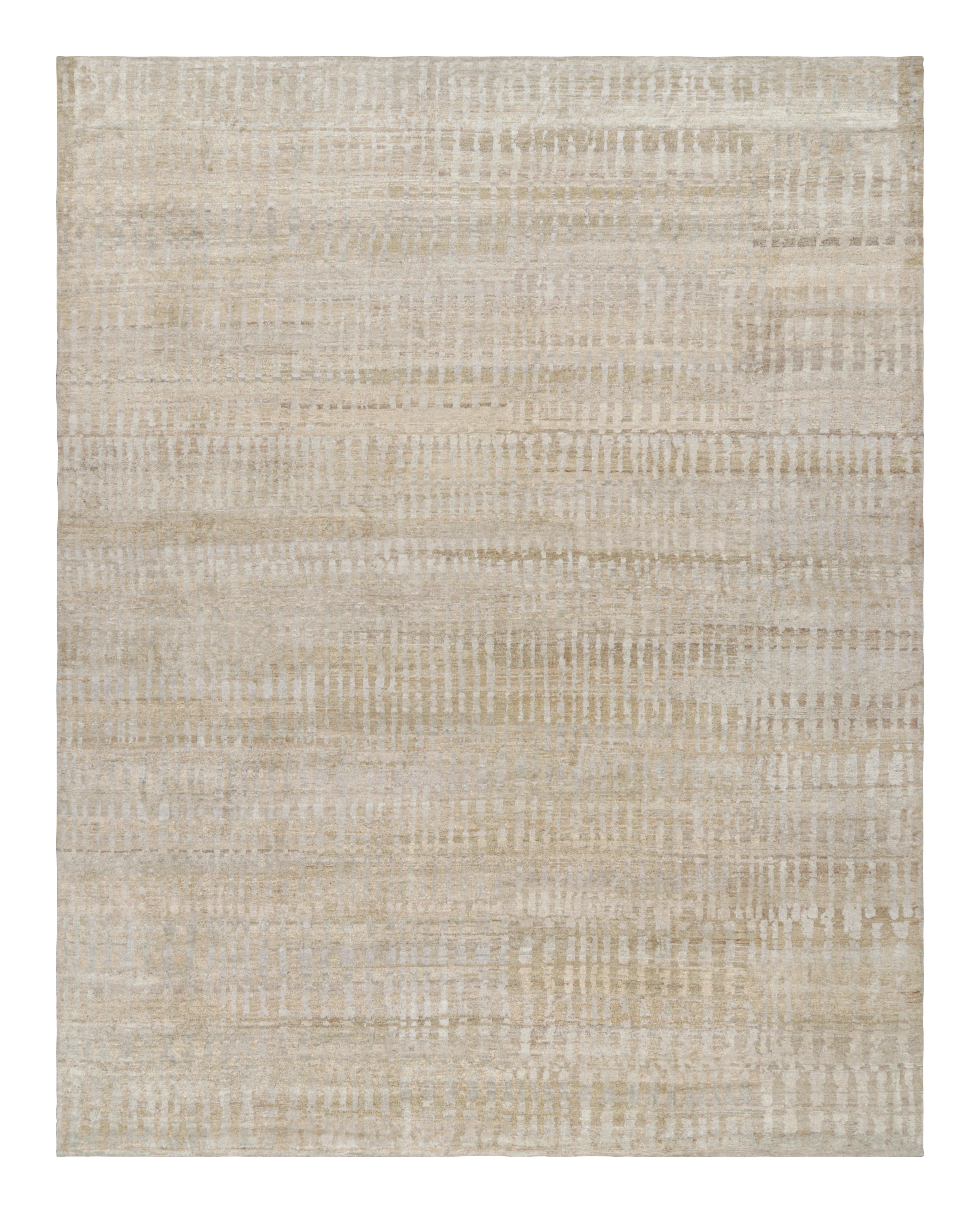 Annodato a mano in lana e seta, questo tappeto 13x16 rappresenta un design entusiasmante di una nuova collezione di tappeti moderni e testuali di Rug & Kilim.

Sul design:

La nostra collezione di tappeti testurizzati offre un'interpretazione