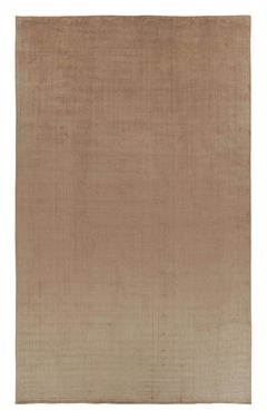Rug 
Kilim
s übergroßer, texturierter Teppich in Beige-Braun-Tönen