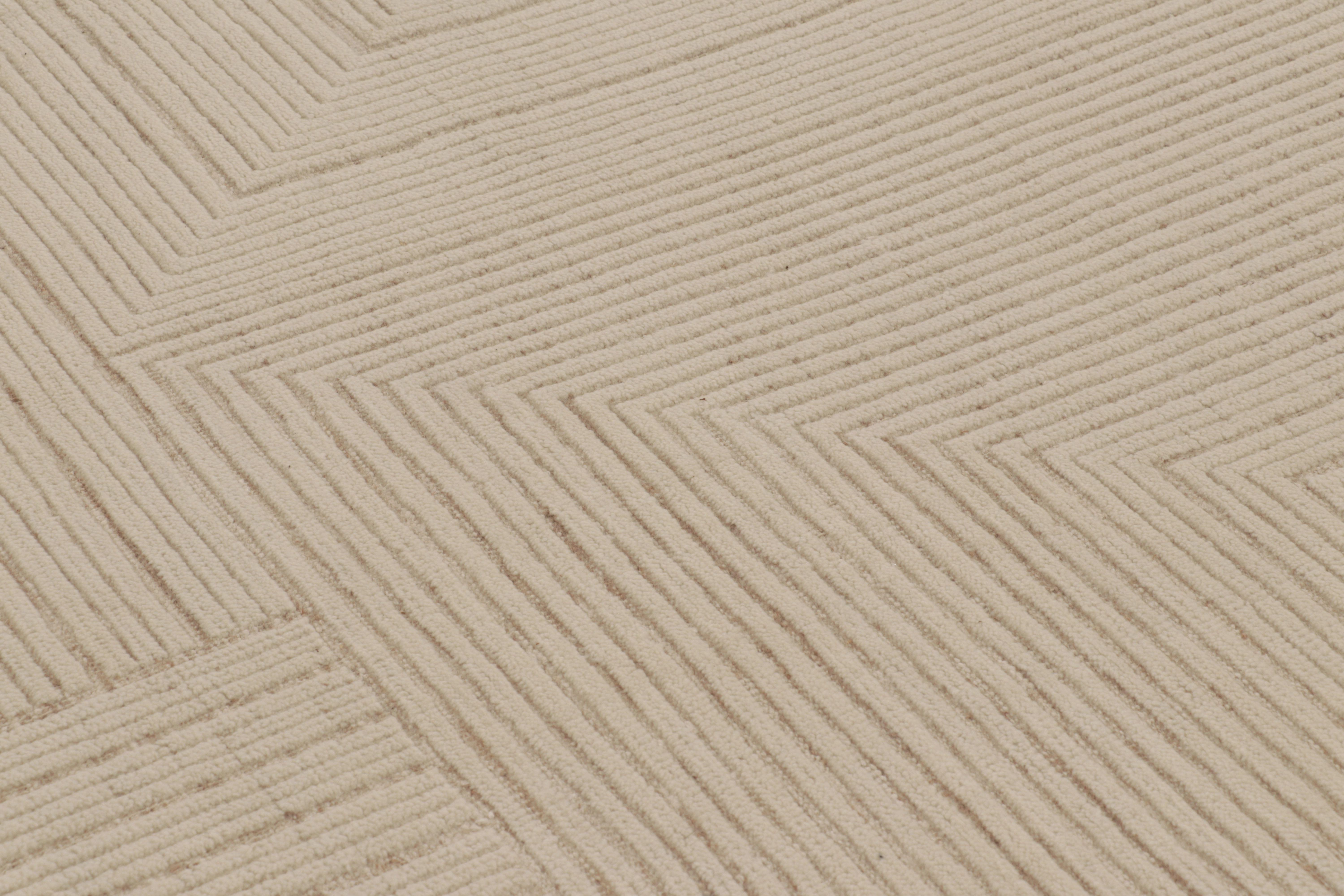 Rug & Kilim's übergroßer zeitgenössischer Strukturteppich in Beige-Creme-Tönen (Moderne) im Angebot