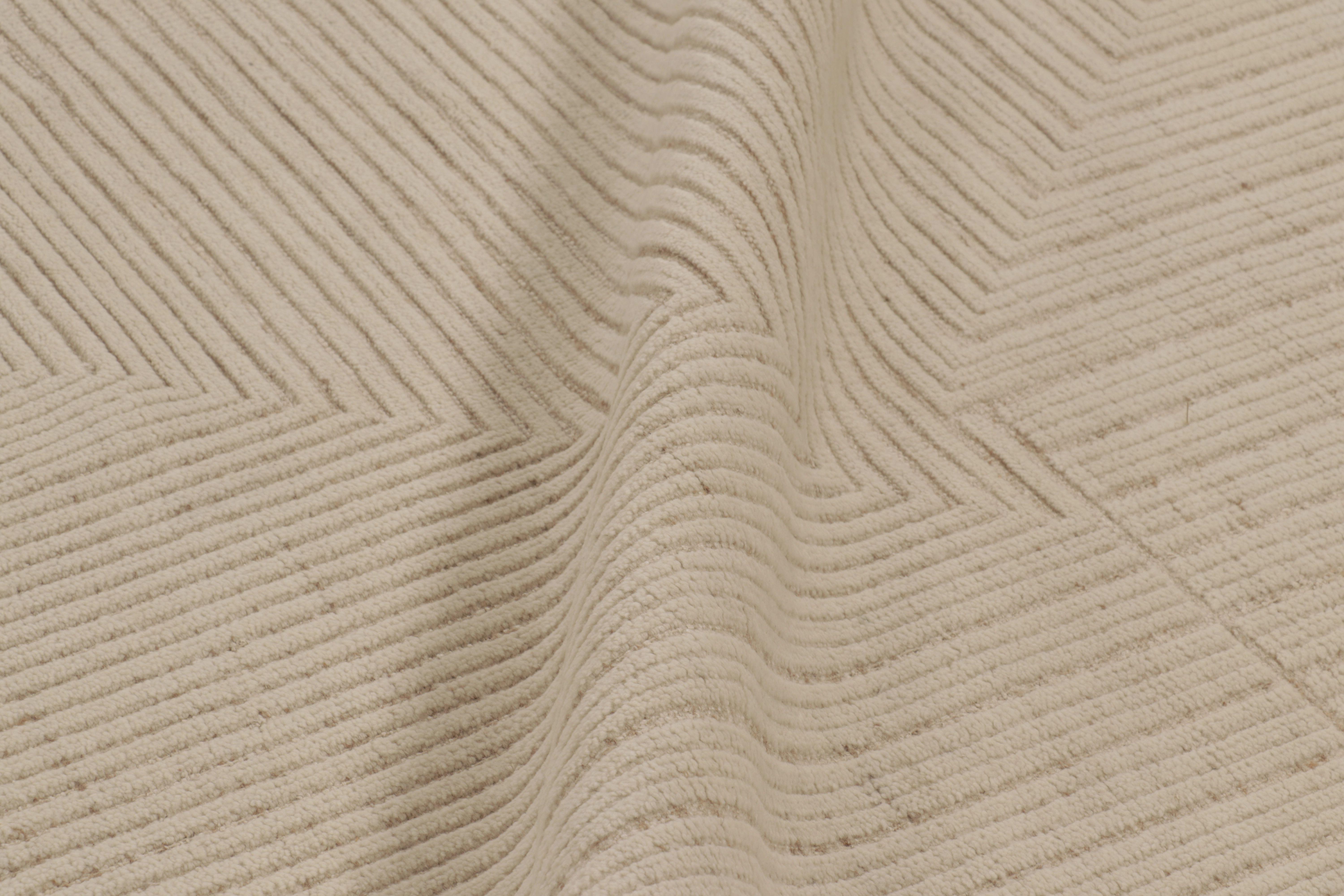 Rug & Kilim's übergroßer zeitgenössischer Strukturteppich in Beige-Creme-Tönen (Wolle) im Angebot