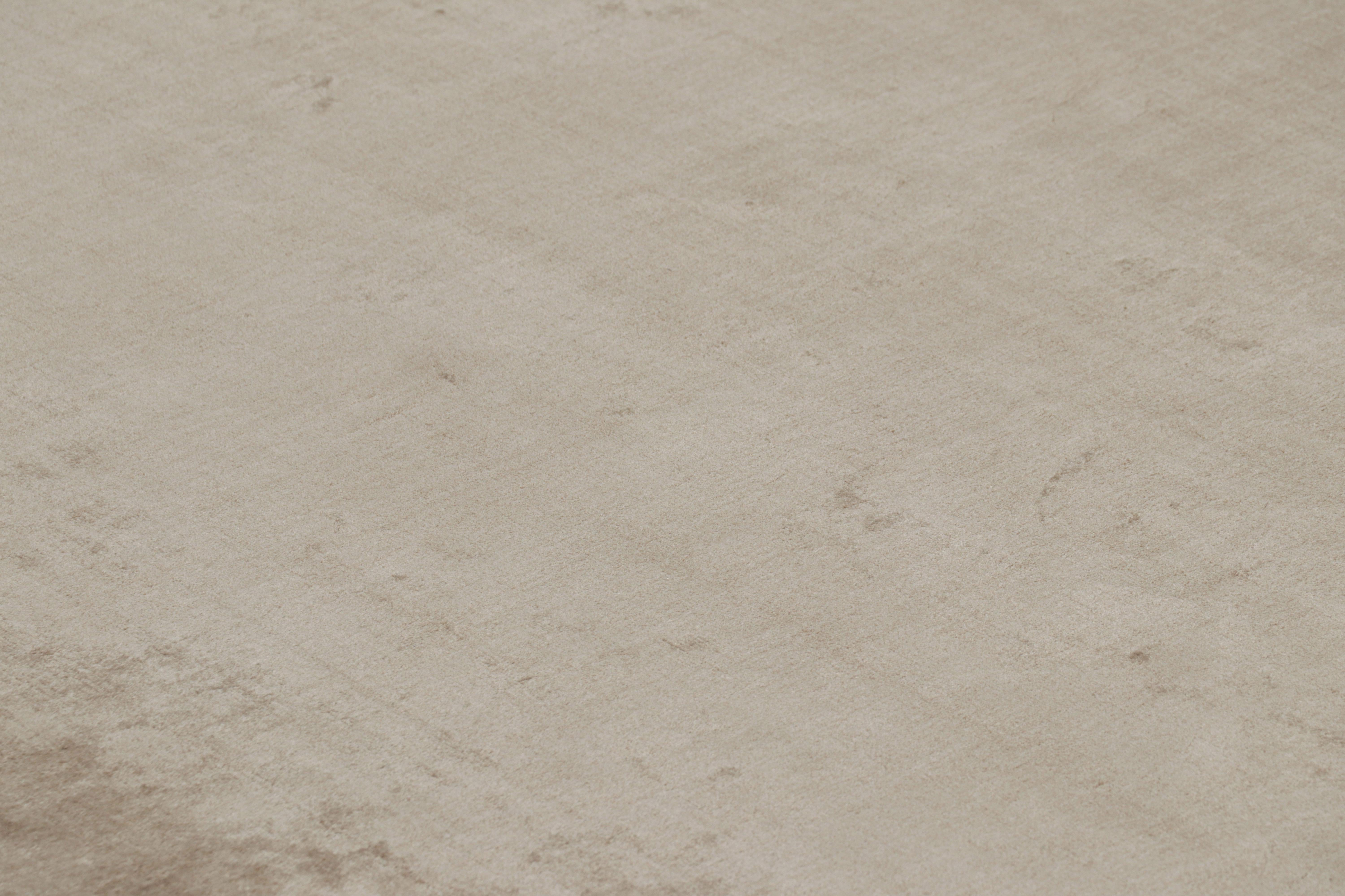 This 14x20 contemporary rug is the newest addition to the Rug & Kilim Textural Collection, with an inventive take on solid rugs with movement in its subtle striae. 

On the Design: 

Our textural collection enjoys an inventive take on plain rugs,