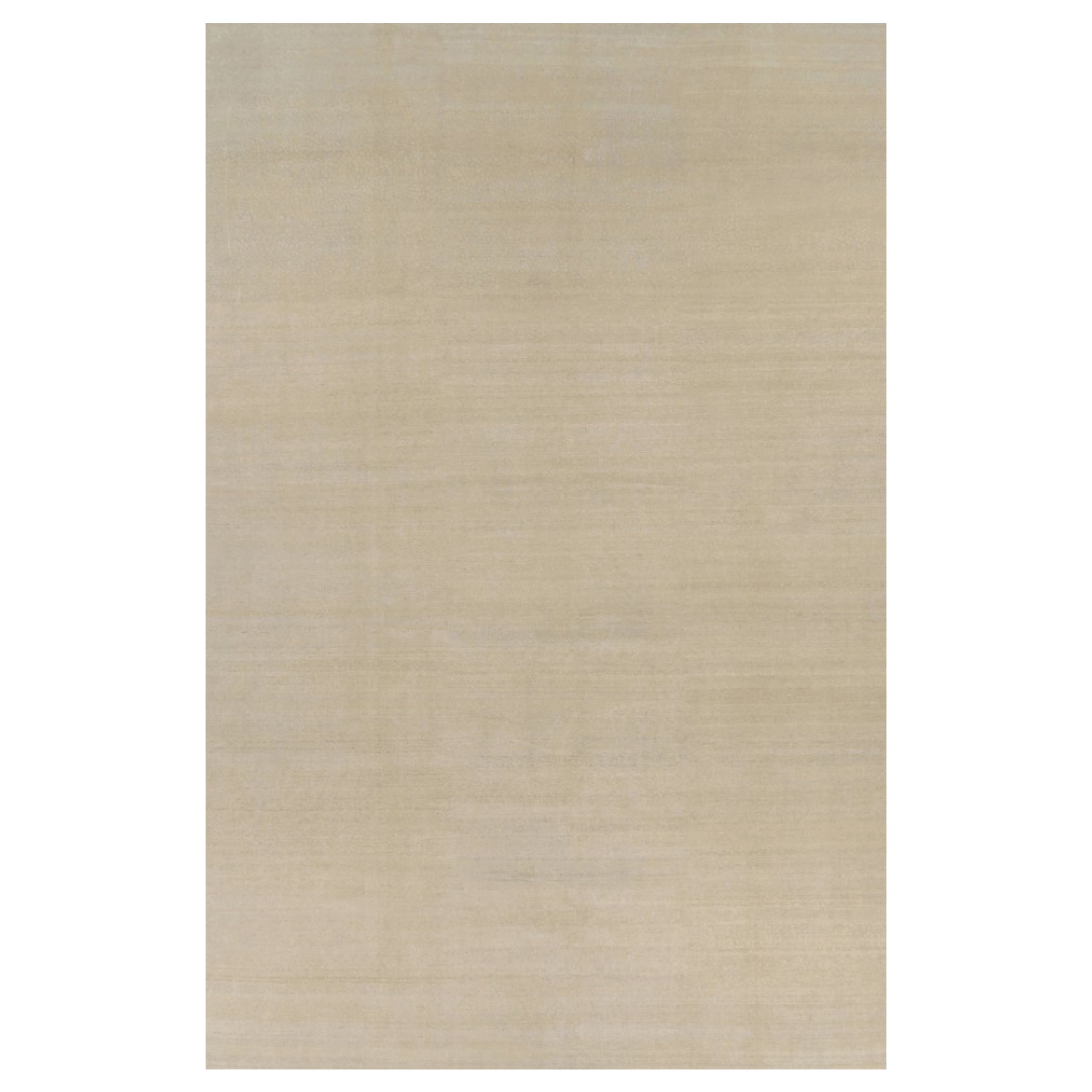 Rug & Kilim's Oversized Contemporary Textural Solid Rug in Beige Tones (Tapis massif contemporain surdimensionné dans les tons beiges)