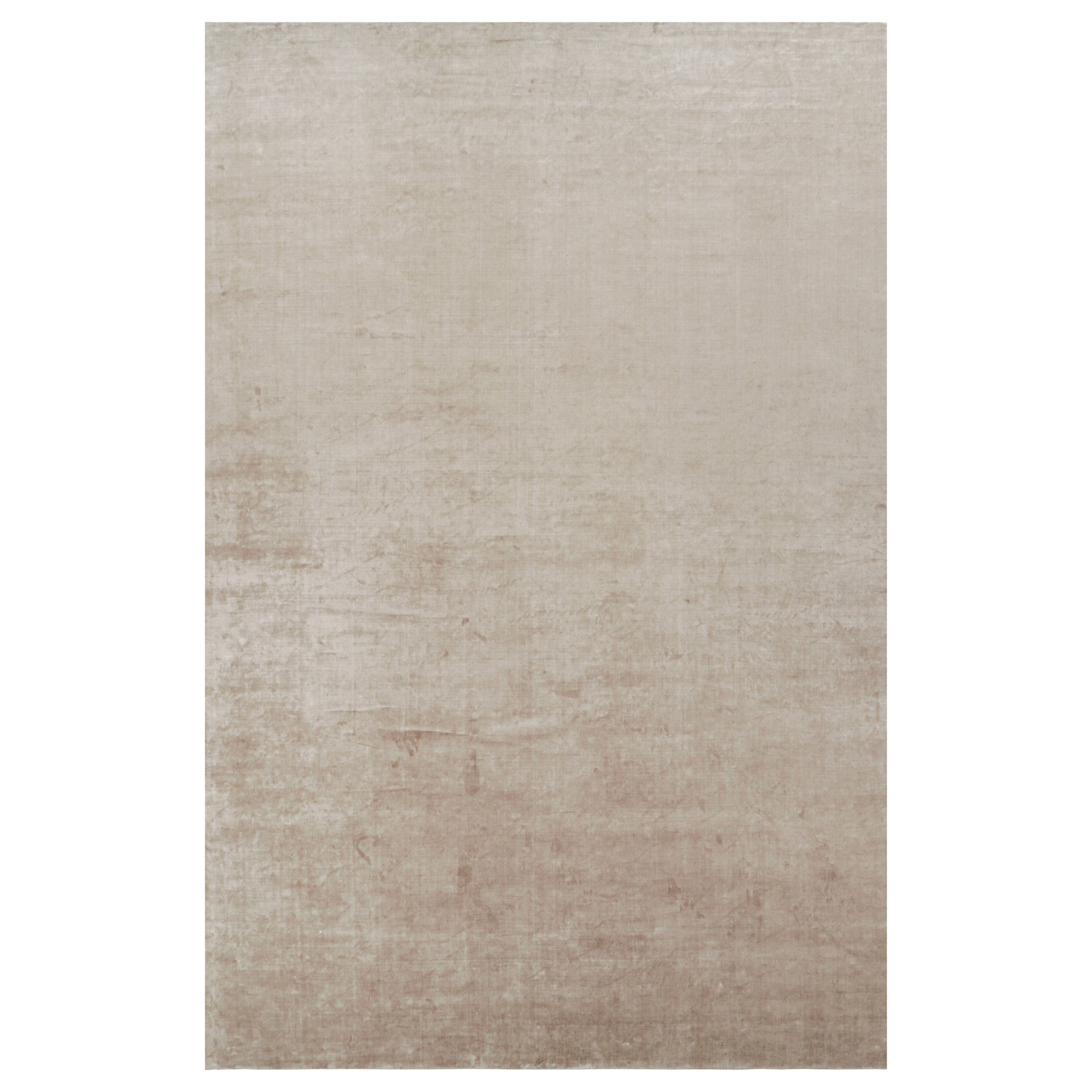 Rug 
Kilim
s übergroßer Contemporary-Teppich mit Struktur in Beigetönen im Angebot