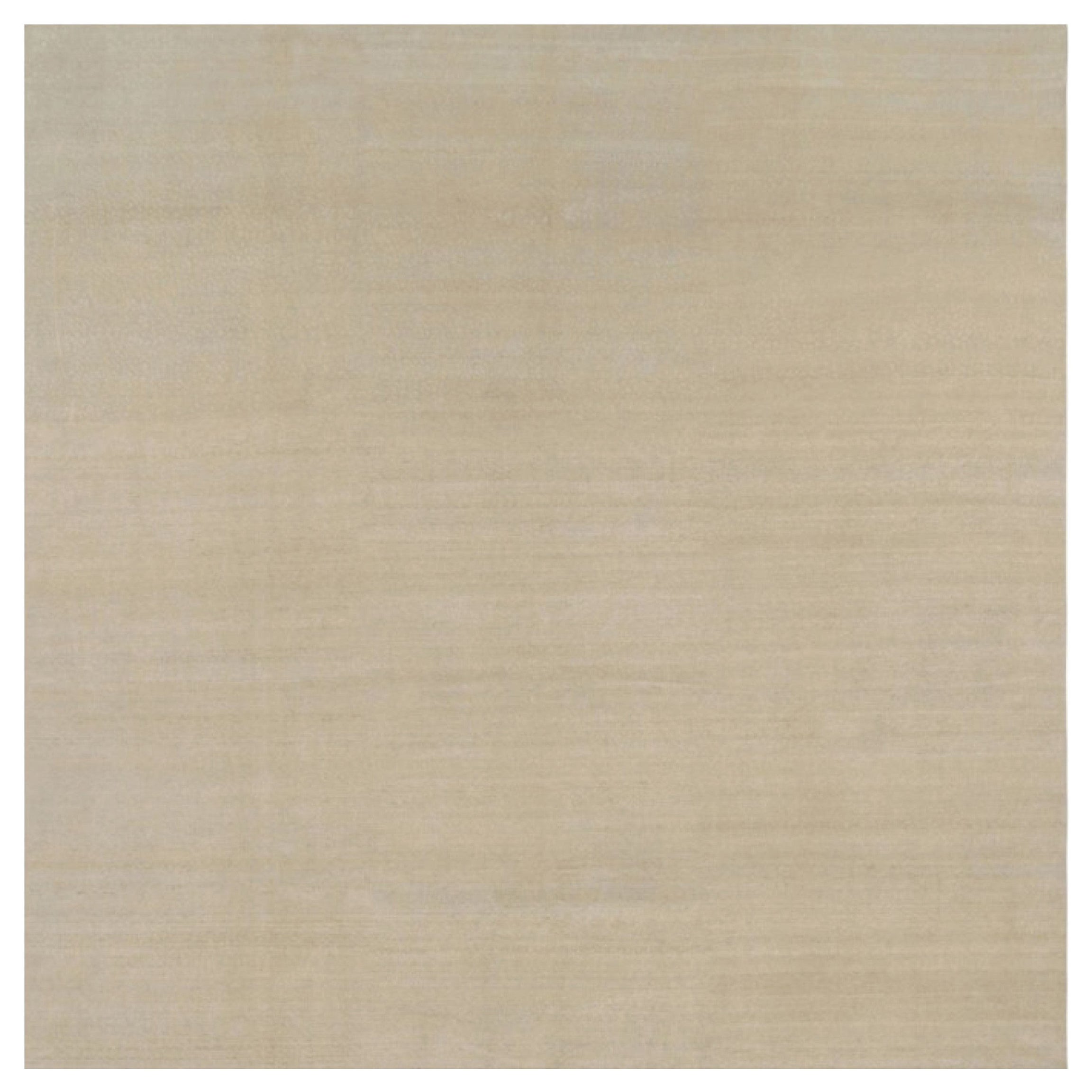 Rug 
Kilim è un tappeto a tinta unita oversize in stile contemporaneo nei toni del beige.