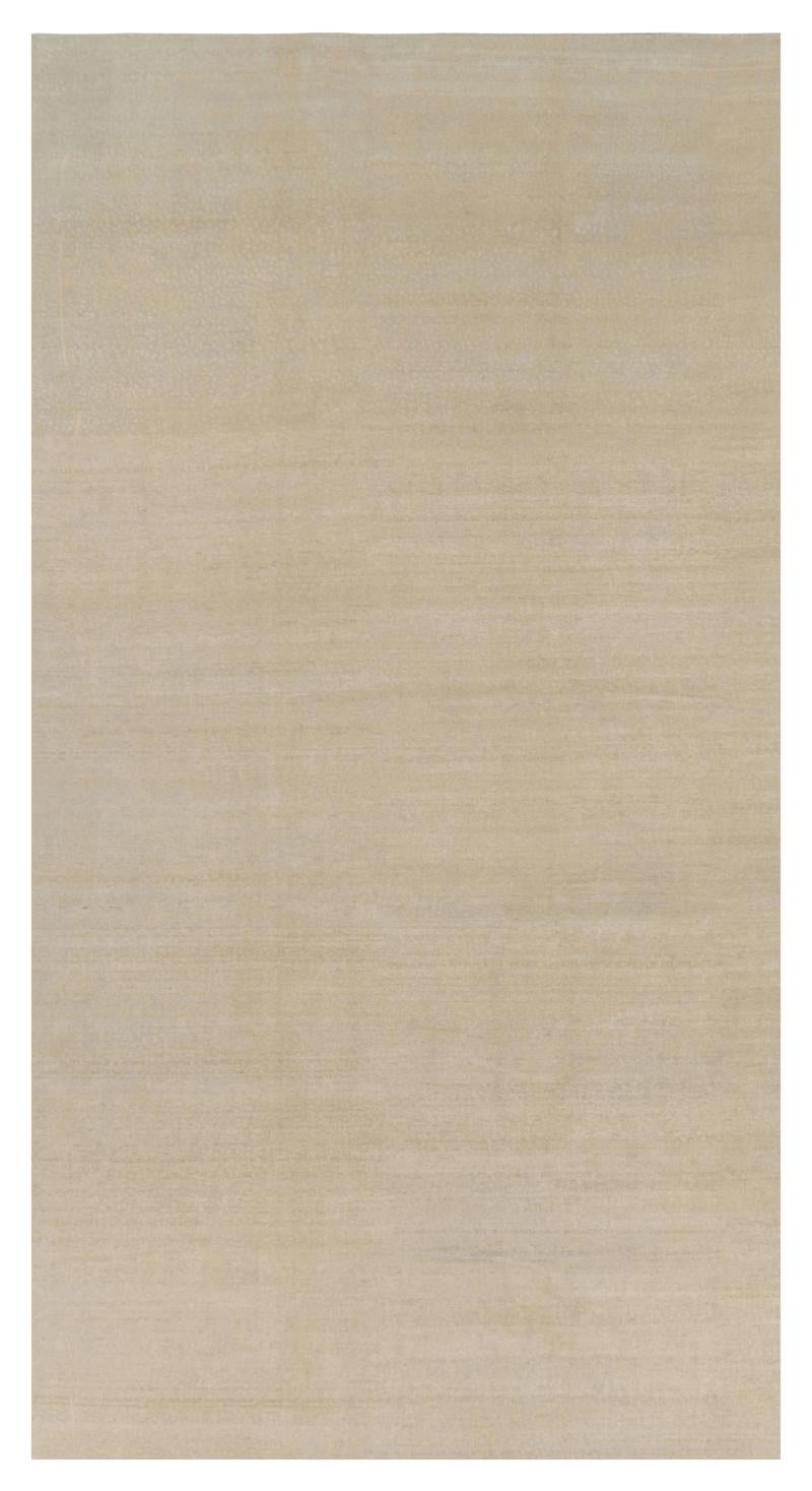 Rug 
Kilim’s Oversized Contemporary Textural Solid Rug in Beige Tones