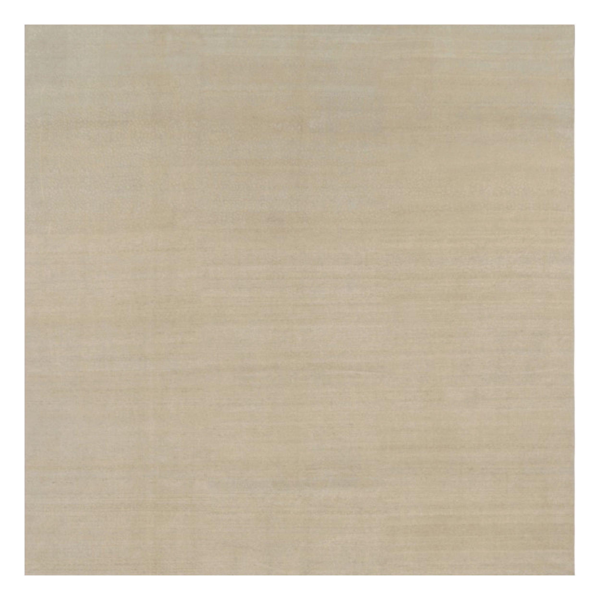 Alfombra contemporánea sobredimensionada de textura sólida en tonos beige de Rug & Kilim