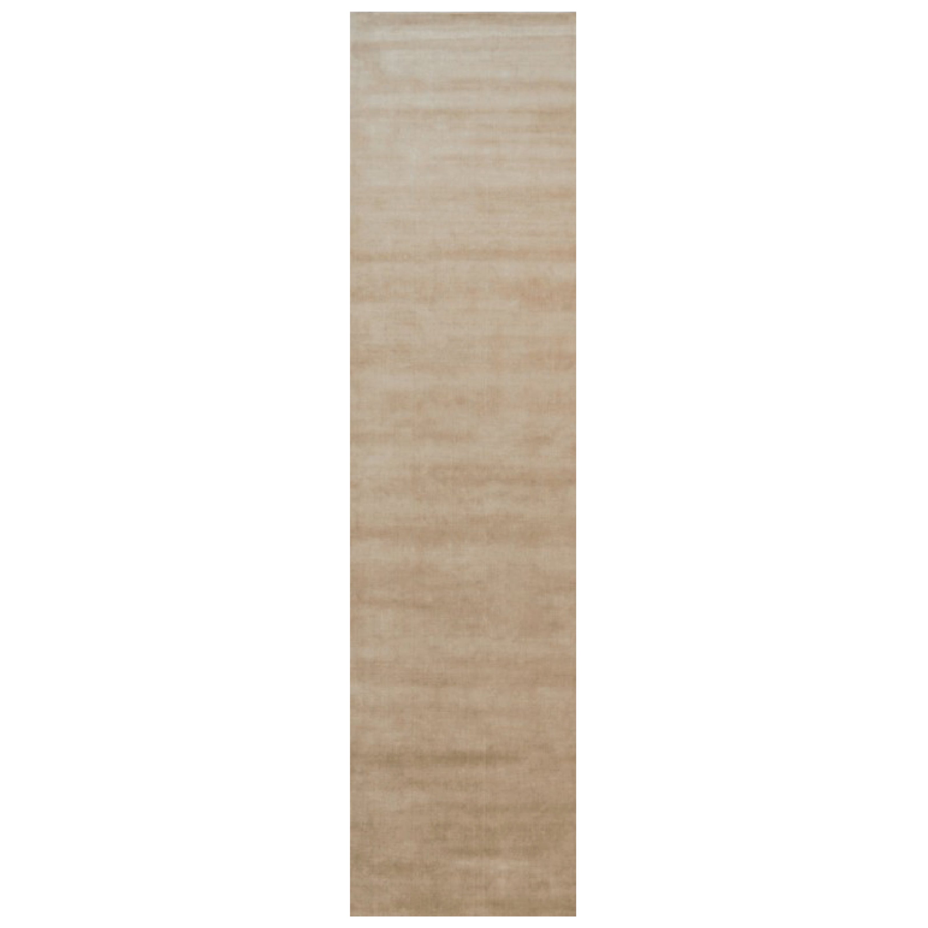 Rug & Kilim's Oversized Contemporary Textural Solid Rug in Brown Tones (Tapis massif contemporain surdimensionné dans les tons de Brown)
