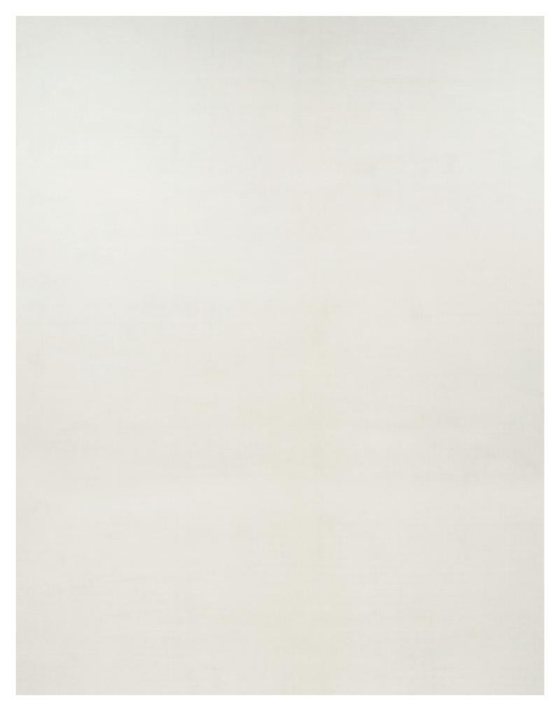 Rug 
Kilim è un tappeto solido contemporaneo sovradimensionato dai toni bianchi.