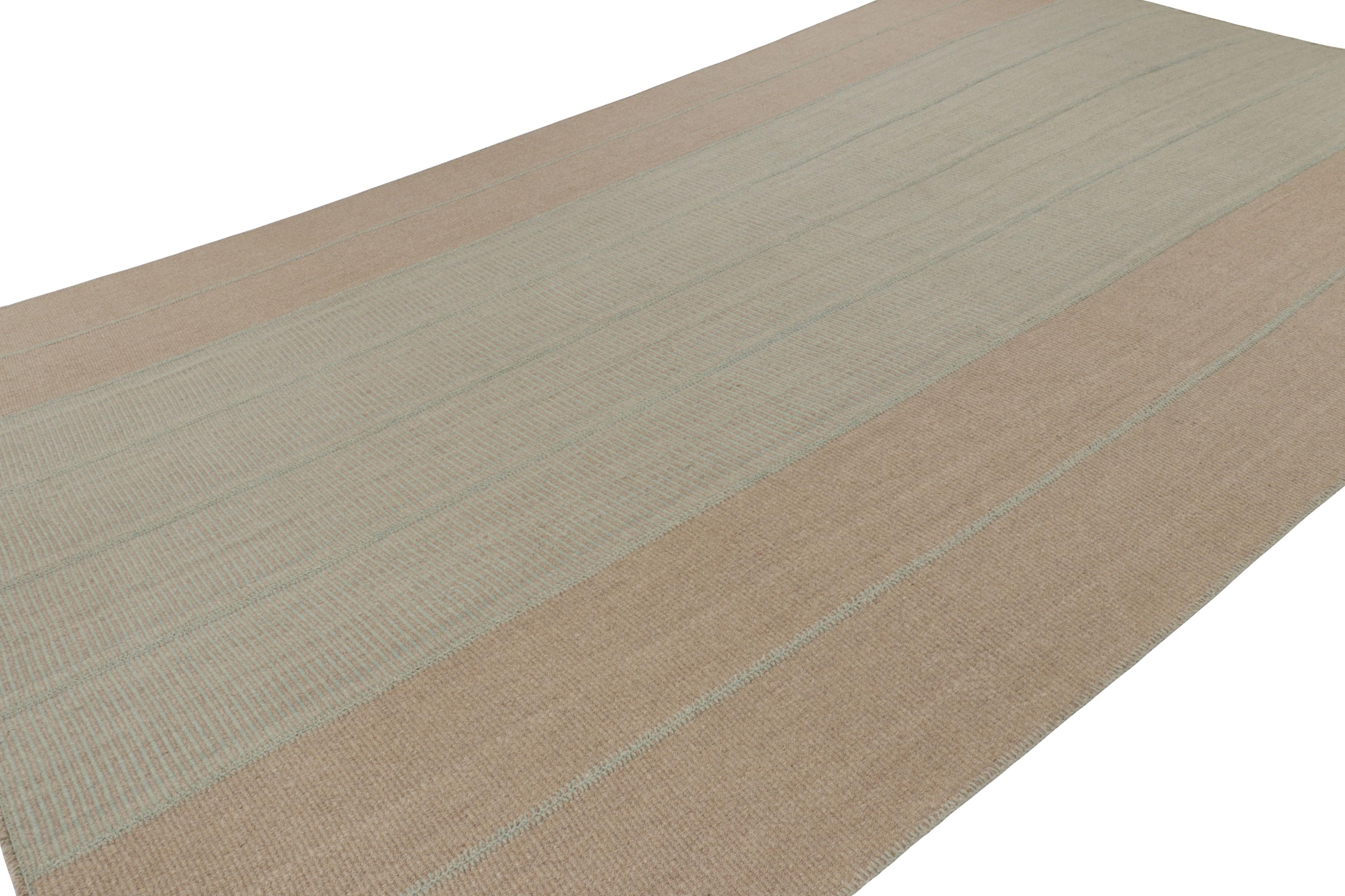 Rug & Kilim's übergroßer moderner Kelim mit strukturierten beigefarbenen und mintgrünen Streifen im Zustand „Neu“ im Angebot in Long Island City, NY