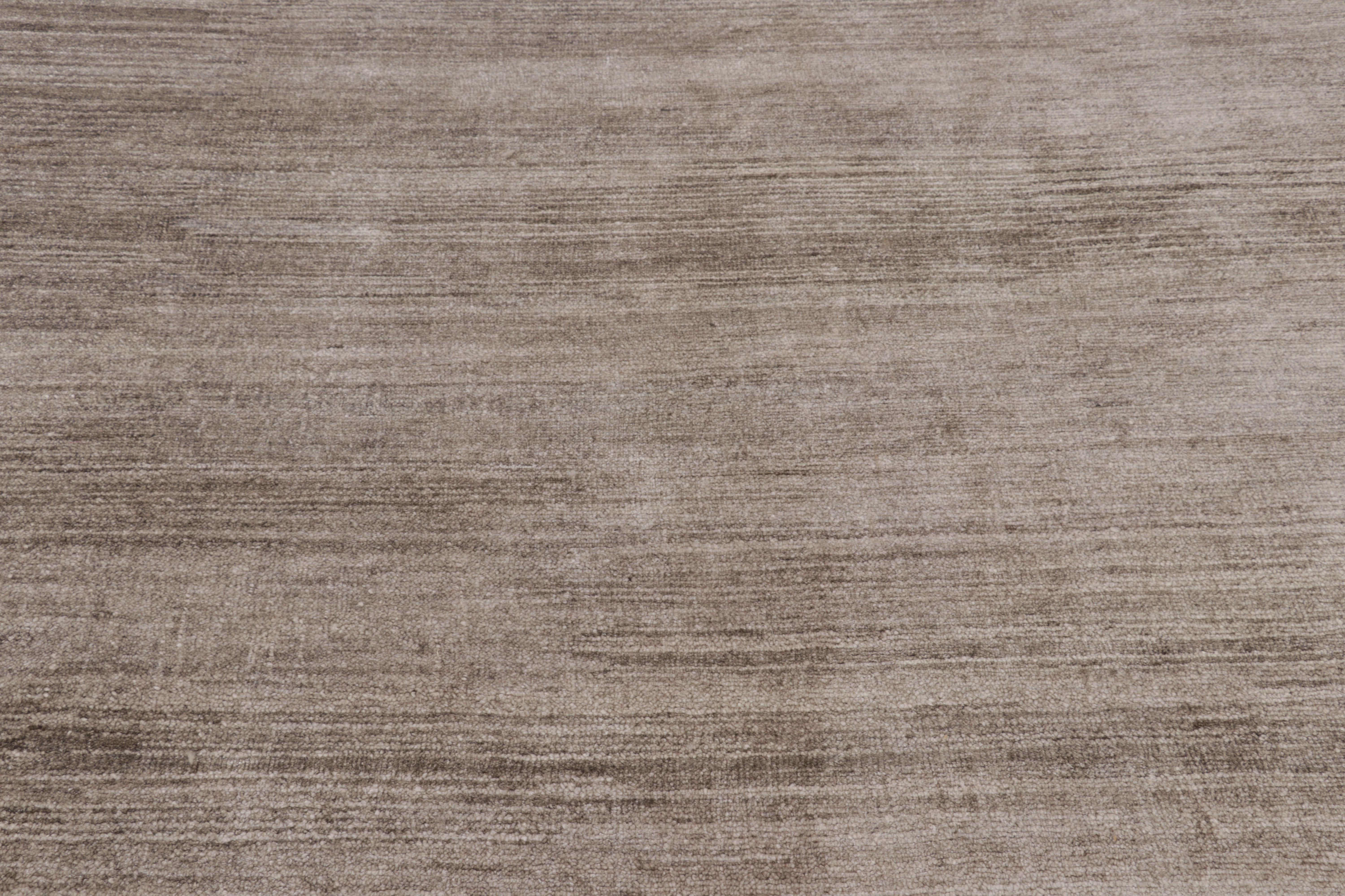 Un'audace novità 18x22 della nostra collezione Texture of Color, realizzata in seta e cotone sari annodati a mano. 

Sul design: 

La collezione Texture of Color offre un'interpretazione inventiva dei tappeti a tinta unita, con questo particolare