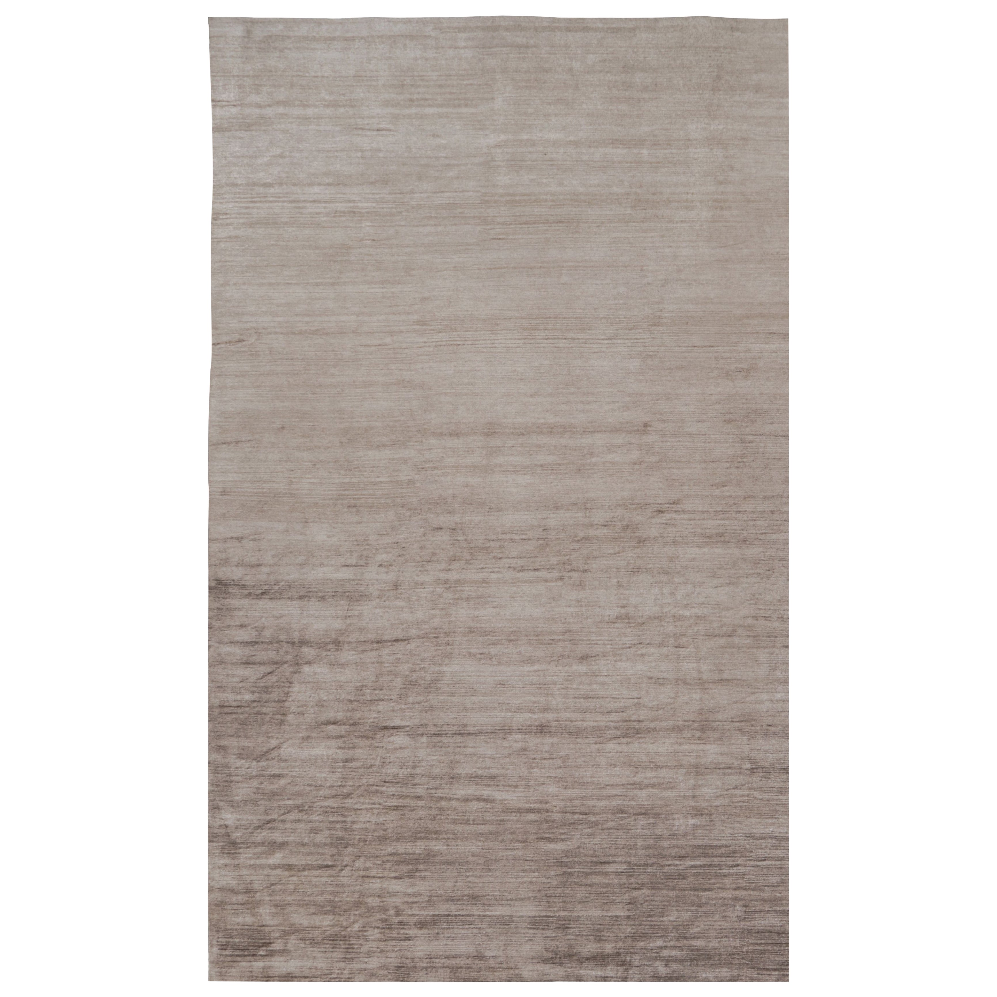 Rug 
Kilim
s Oversized Modern Textural Rug in Brown, White and Beige Striae (Tapis moderne texturé surdimensionné à rayures brunes, blanches et beiges)