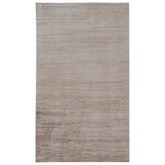 Rug 
Kilim
s Oversized Modern Textural Rug in Brown, White and Beige Striae (Tapis moderne texturé surdimensionné à rayures brunes, blanches et beiges)
